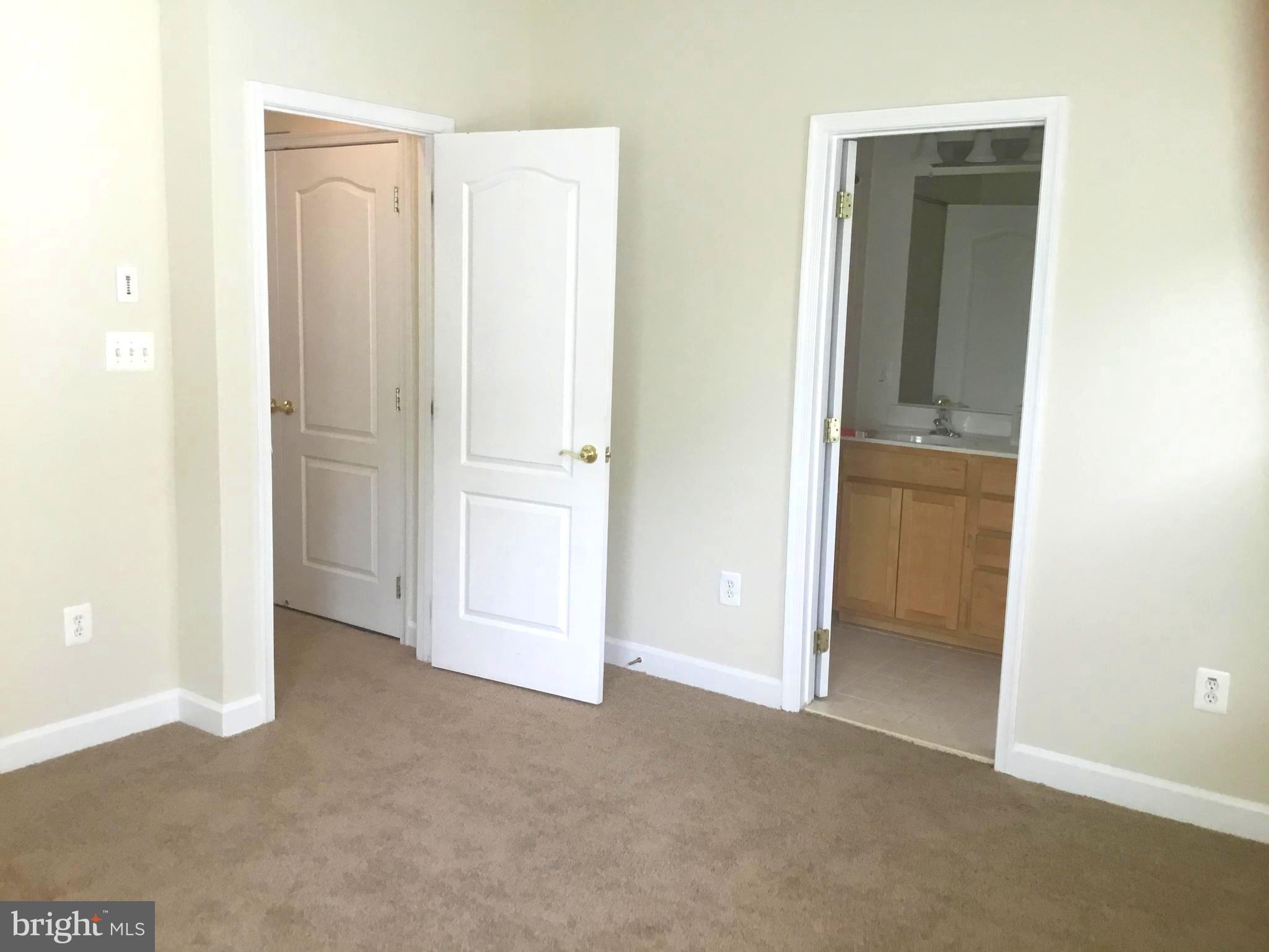 TOWN CENTER AT CAMP SPRINGS - Residential Lease