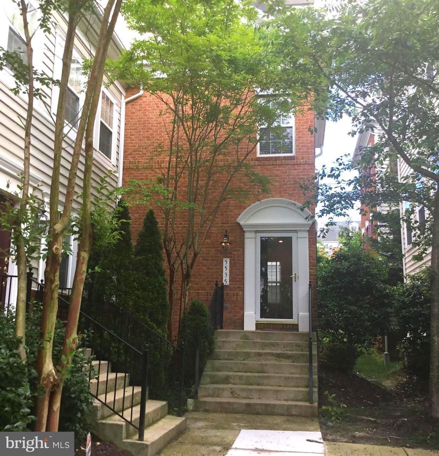 Looking for an end-unit home with plenty of sunlight in the highly-sought-after Town Center At Camp Springs community?  This spacious home has a 2 car garage, hardwood floors, granite countertops and more. Easy access to metro, I-95; & near Andrews Air Force base, restaurants and plenty of shopping at nearby National Harbor. Credit >640.