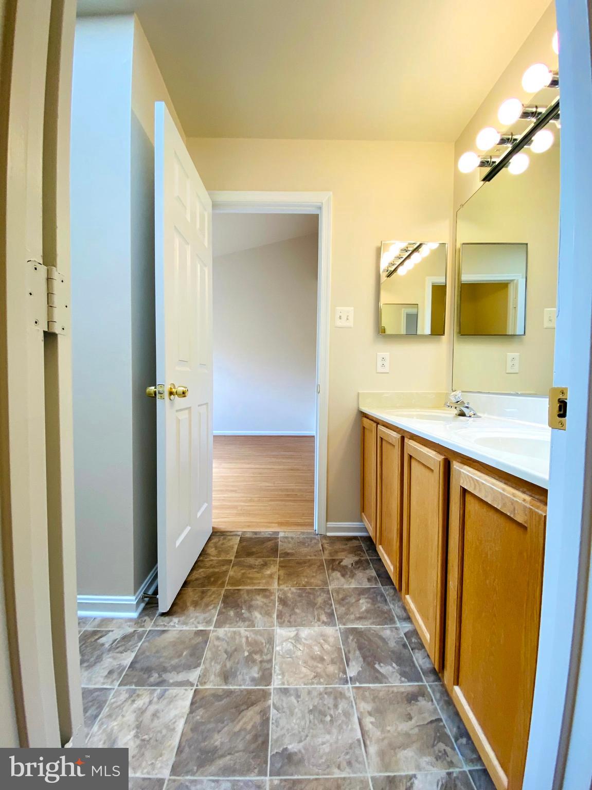 PLEASANT HILLS - Residential Lease