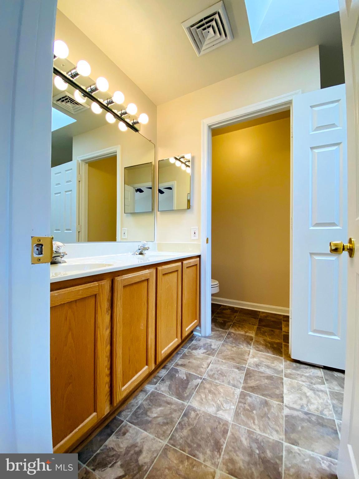 PLEASANT HILLS - Residential Lease