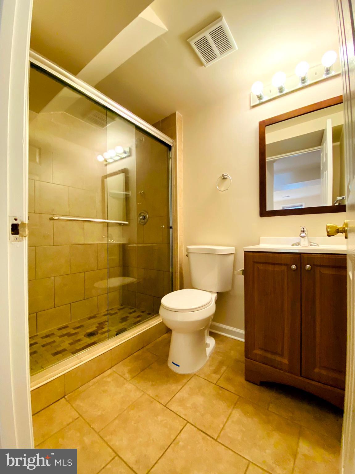 PLEASANT HILLS - Residential Lease