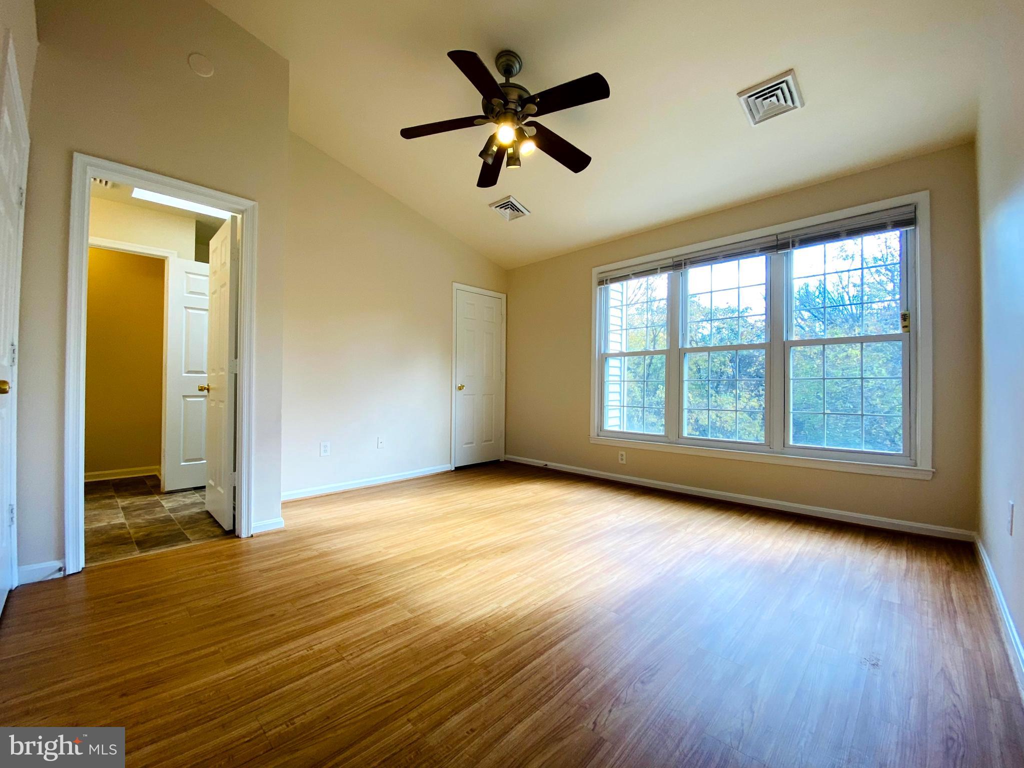 PLEASANT HILLS - Residential Lease