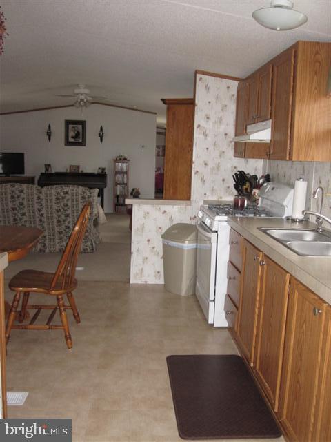 WALNUT GROVE - Residential