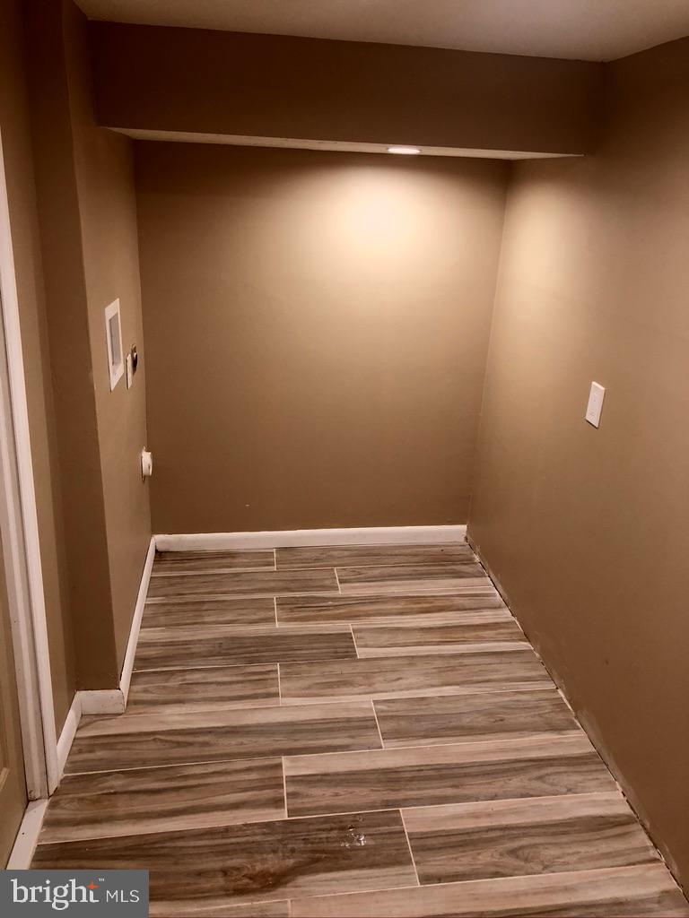 BROADWAY EAST - Residential Lease