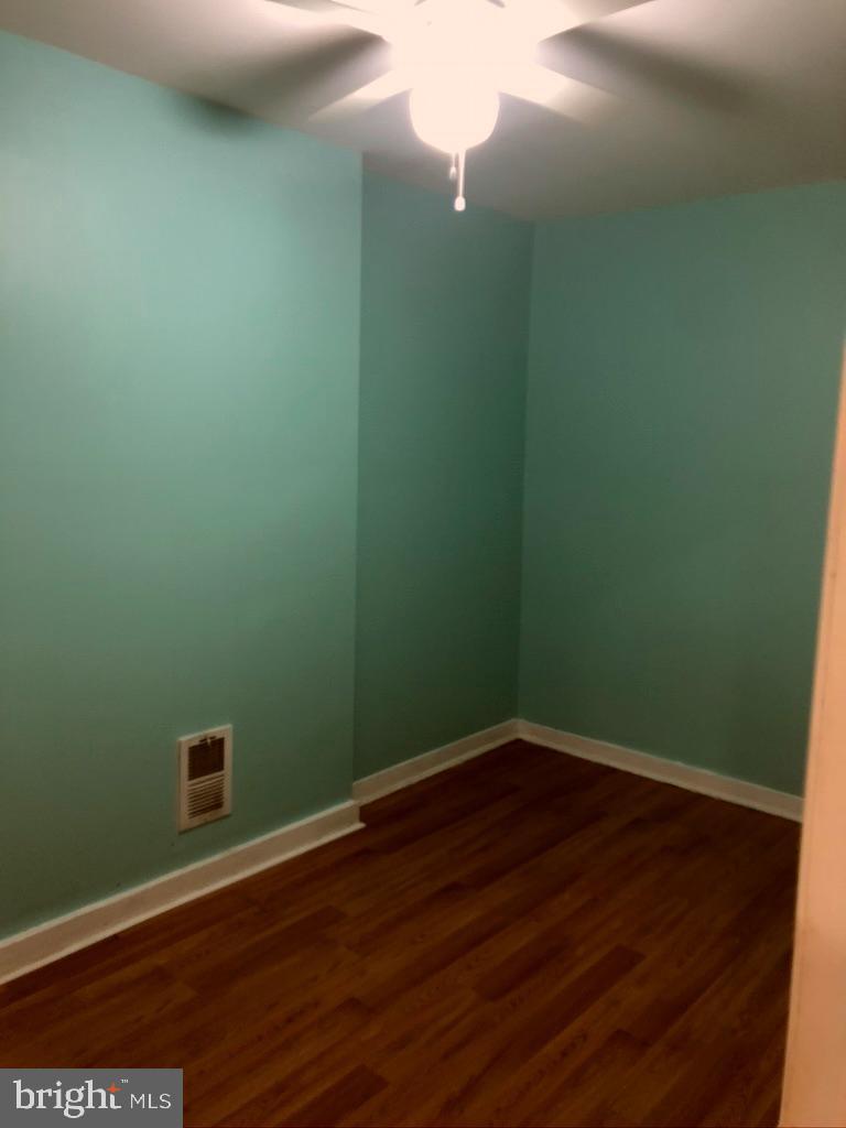 BROADWAY EAST - Residential Lease