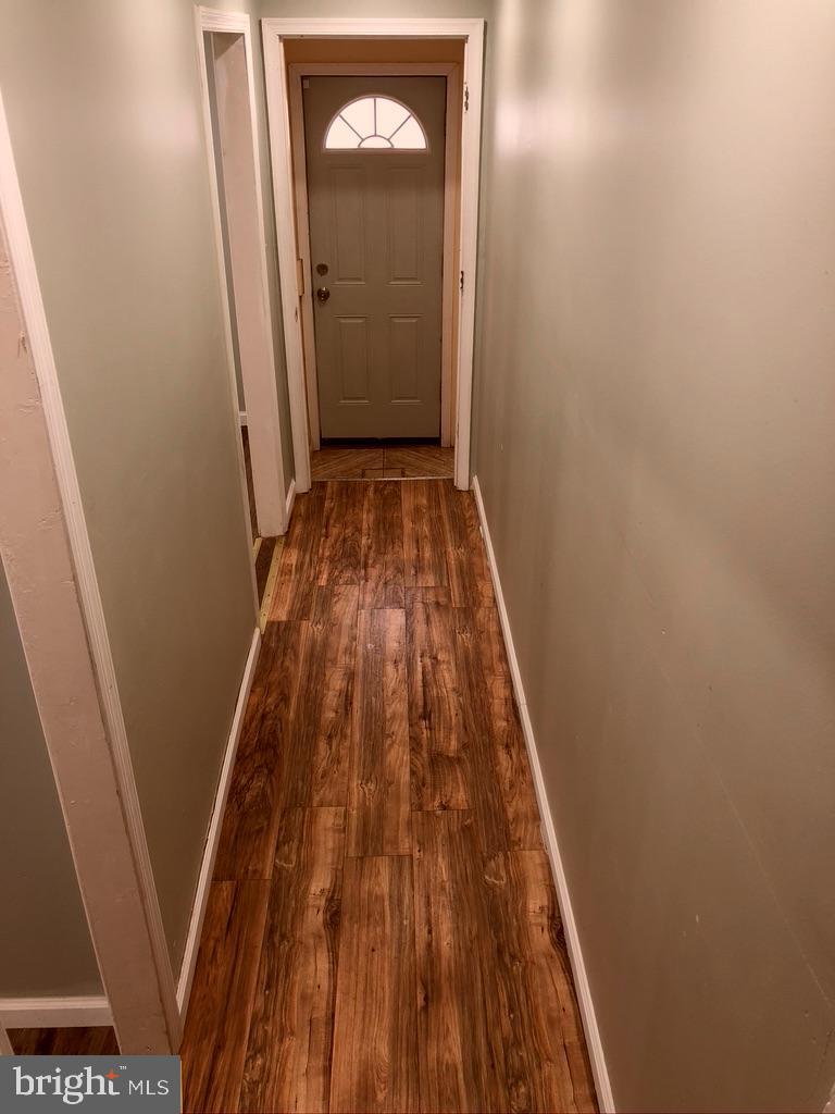 BROADWAY EAST - Residential Lease