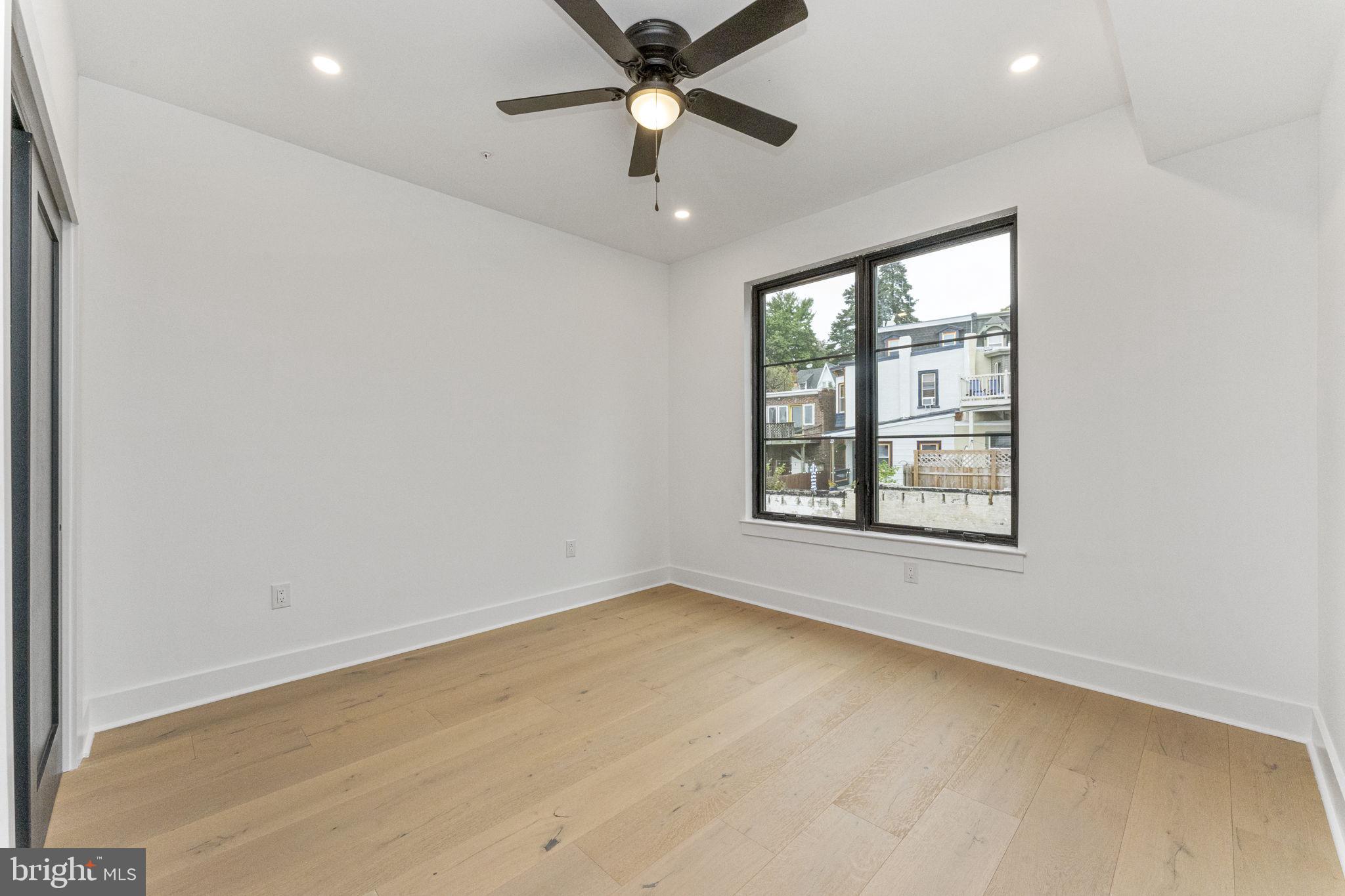 MANAYUNK - Residential