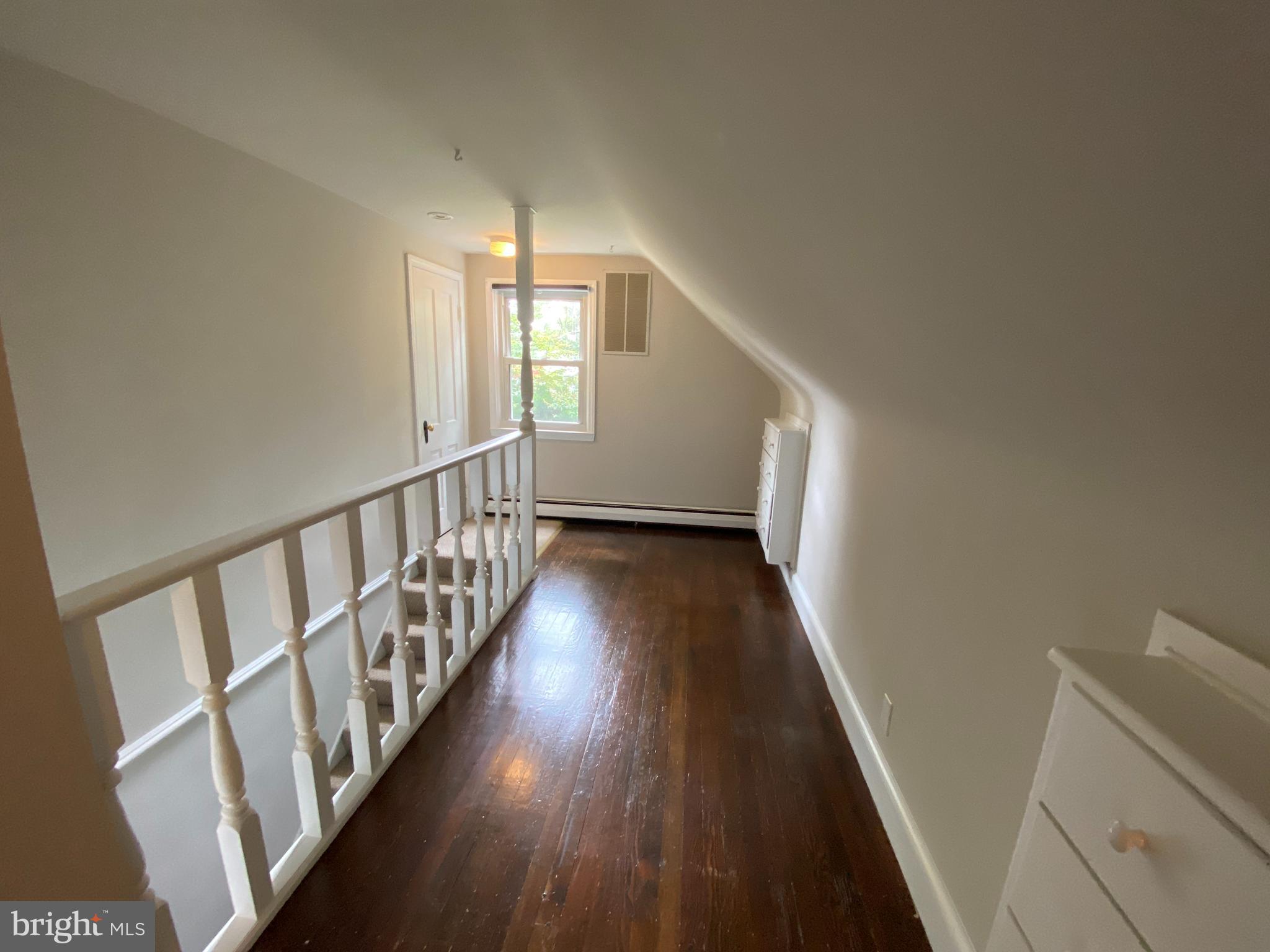 HIGHLAND VIEW - Residential Lease