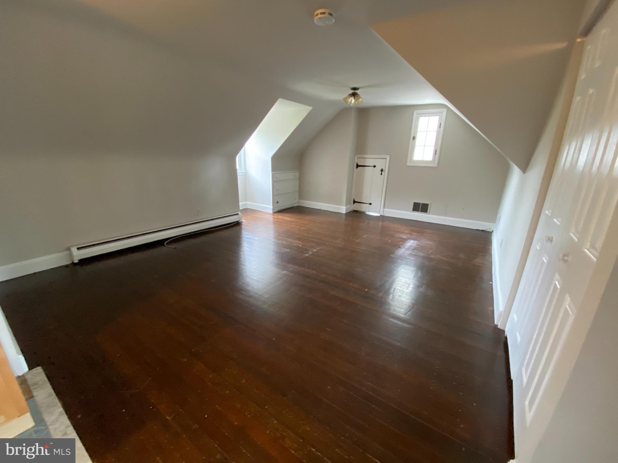 HIGHLAND VIEW - Residential Lease