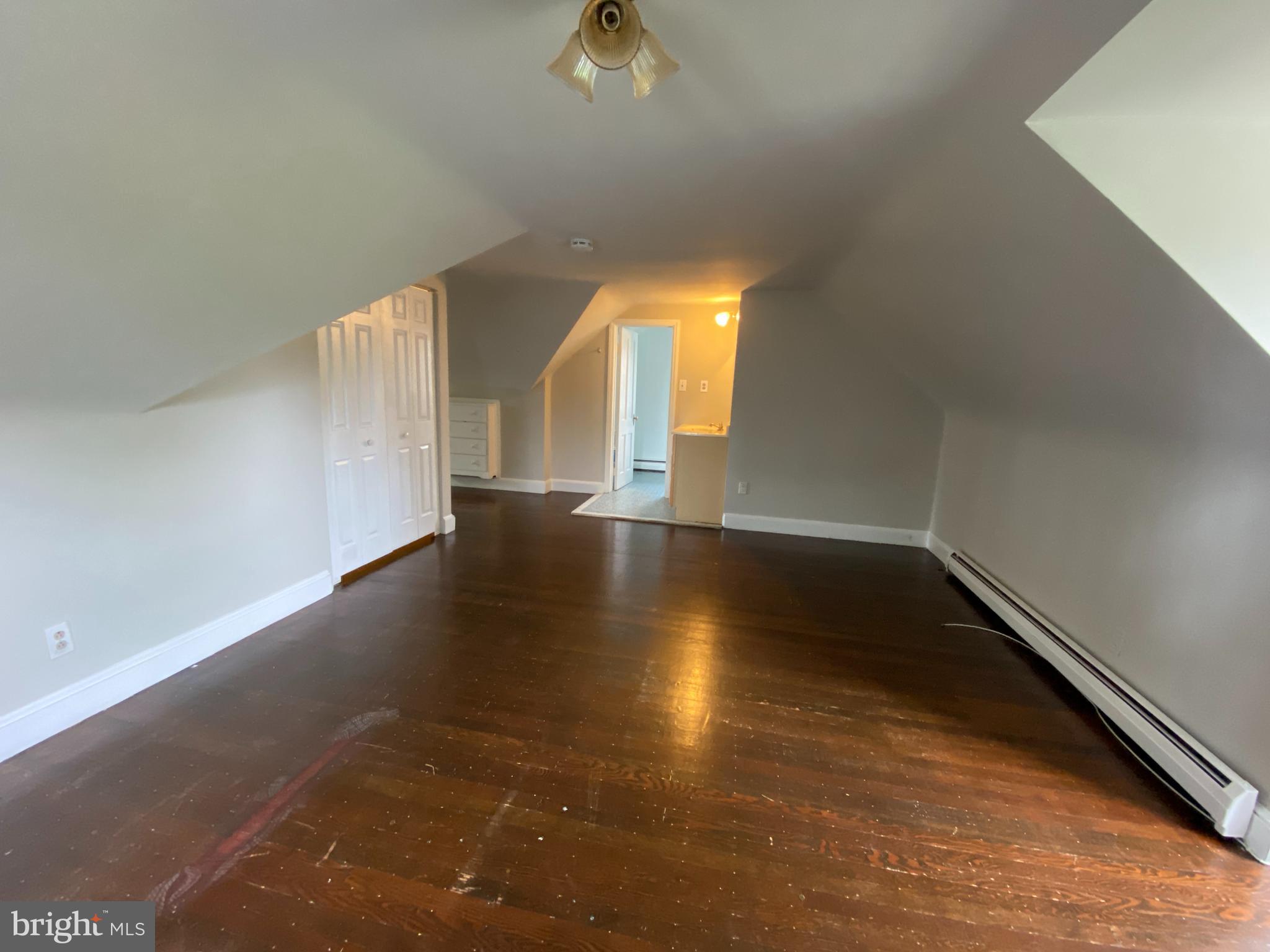 HIGHLAND VIEW - Residential Lease