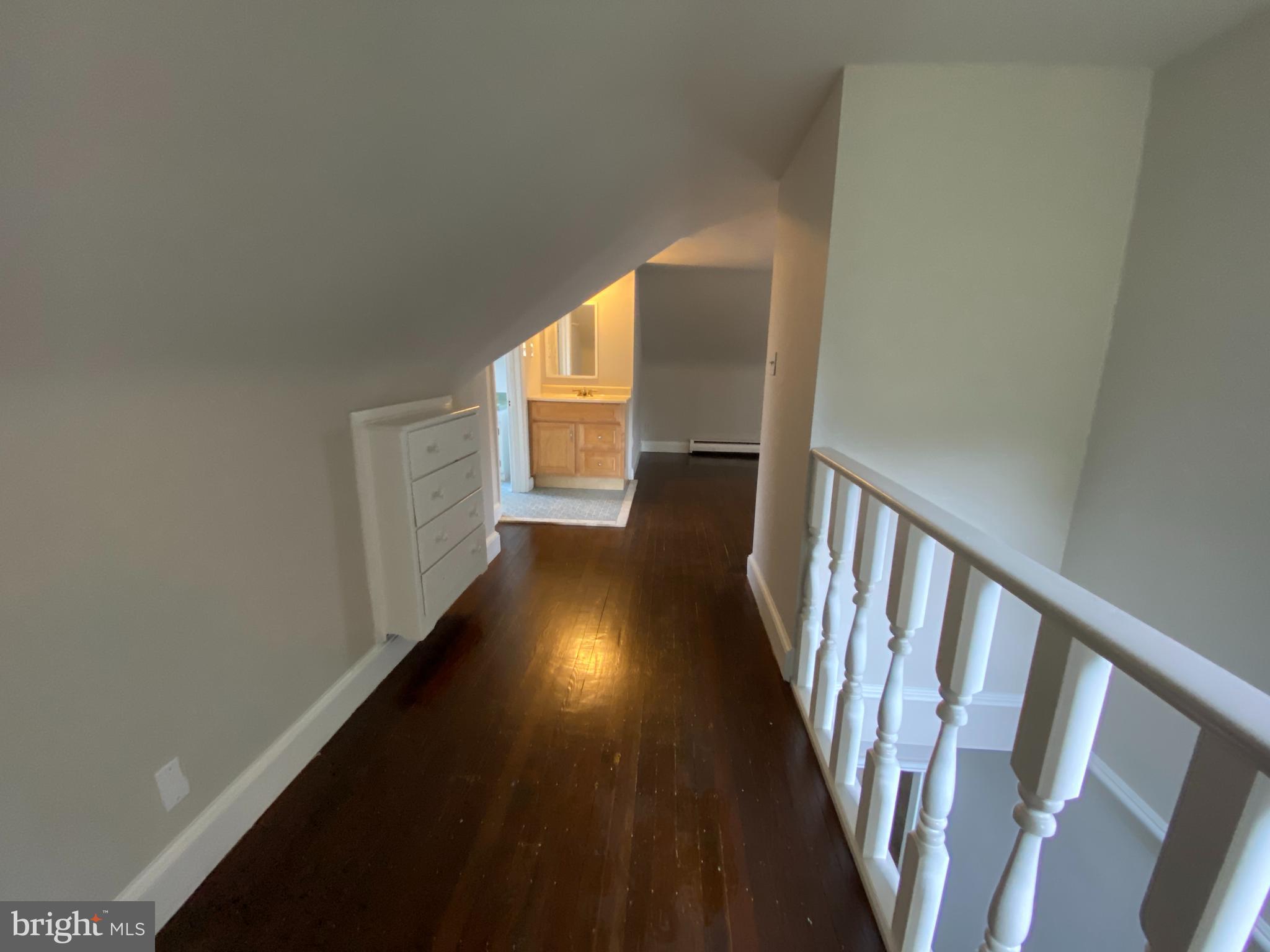 HIGHLAND VIEW - Residential Lease