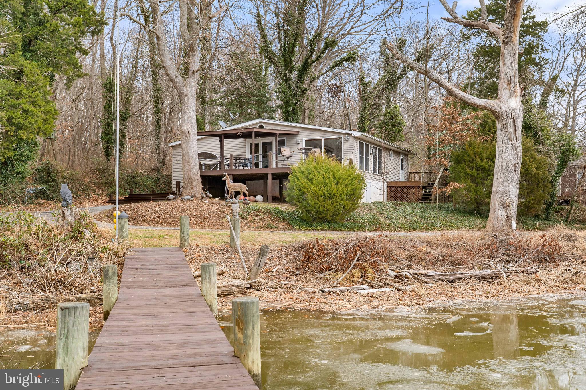 LEWIS SHORE - Residential