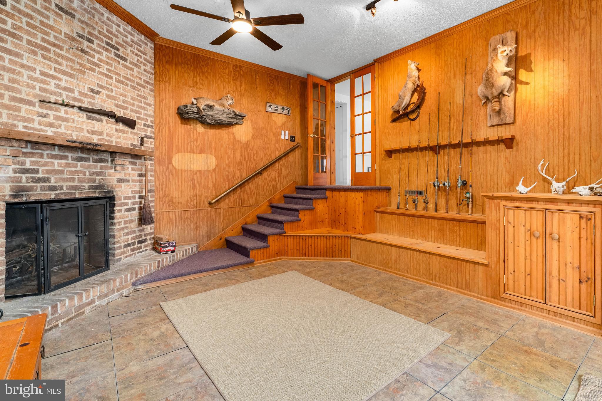 LEWIS SHORE - Residential