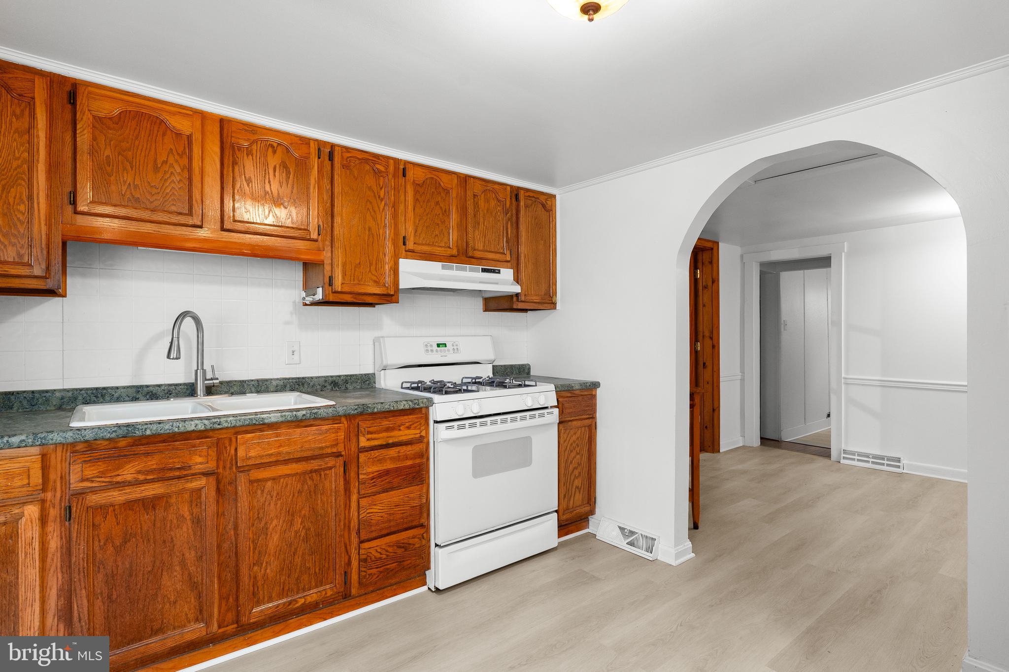 LEWIS SHORE - Residential