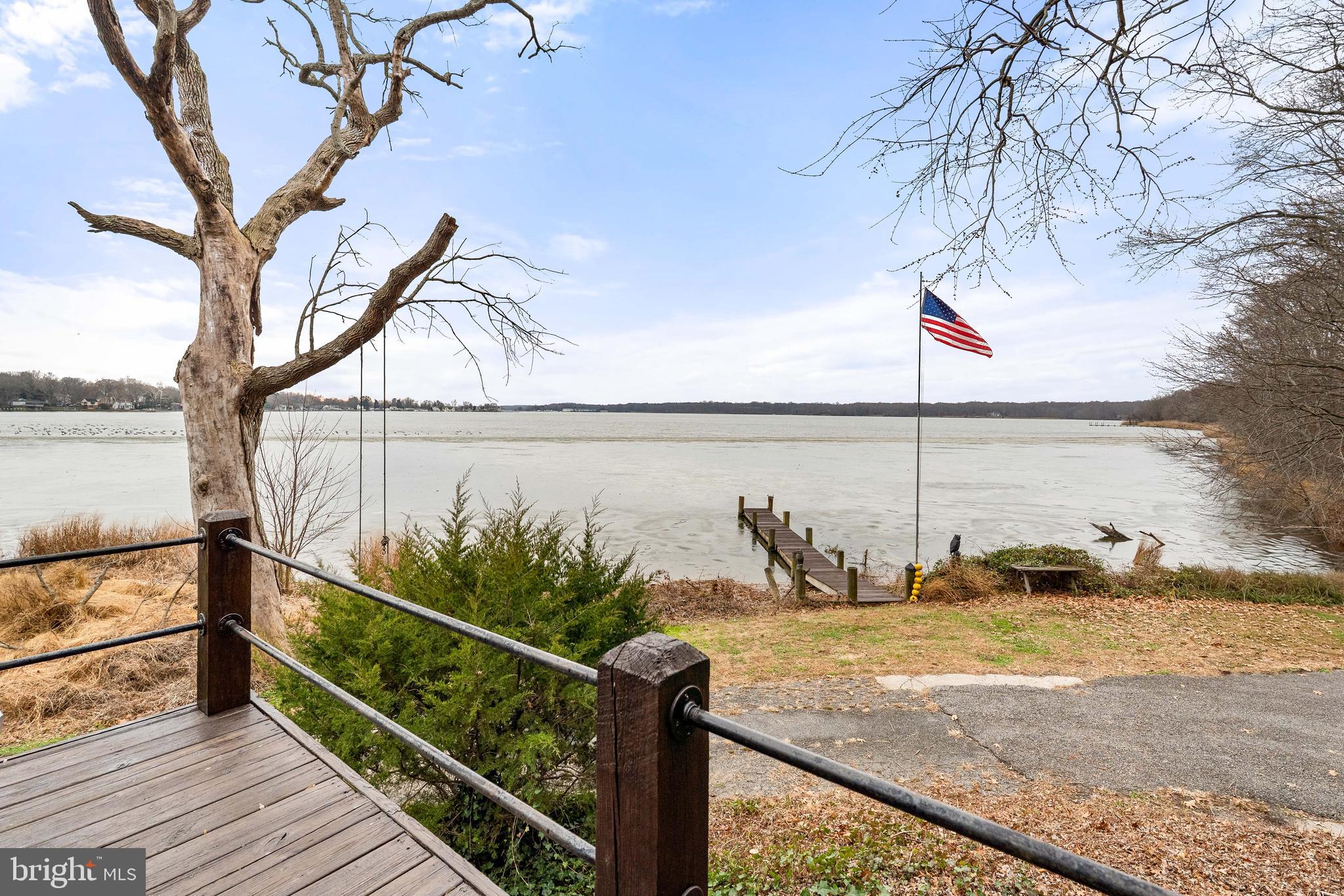 LEWIS SHORE - Residential