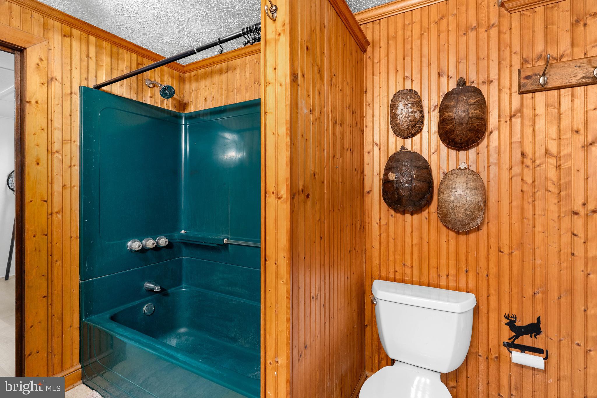 LEWIS SHORE - Residential