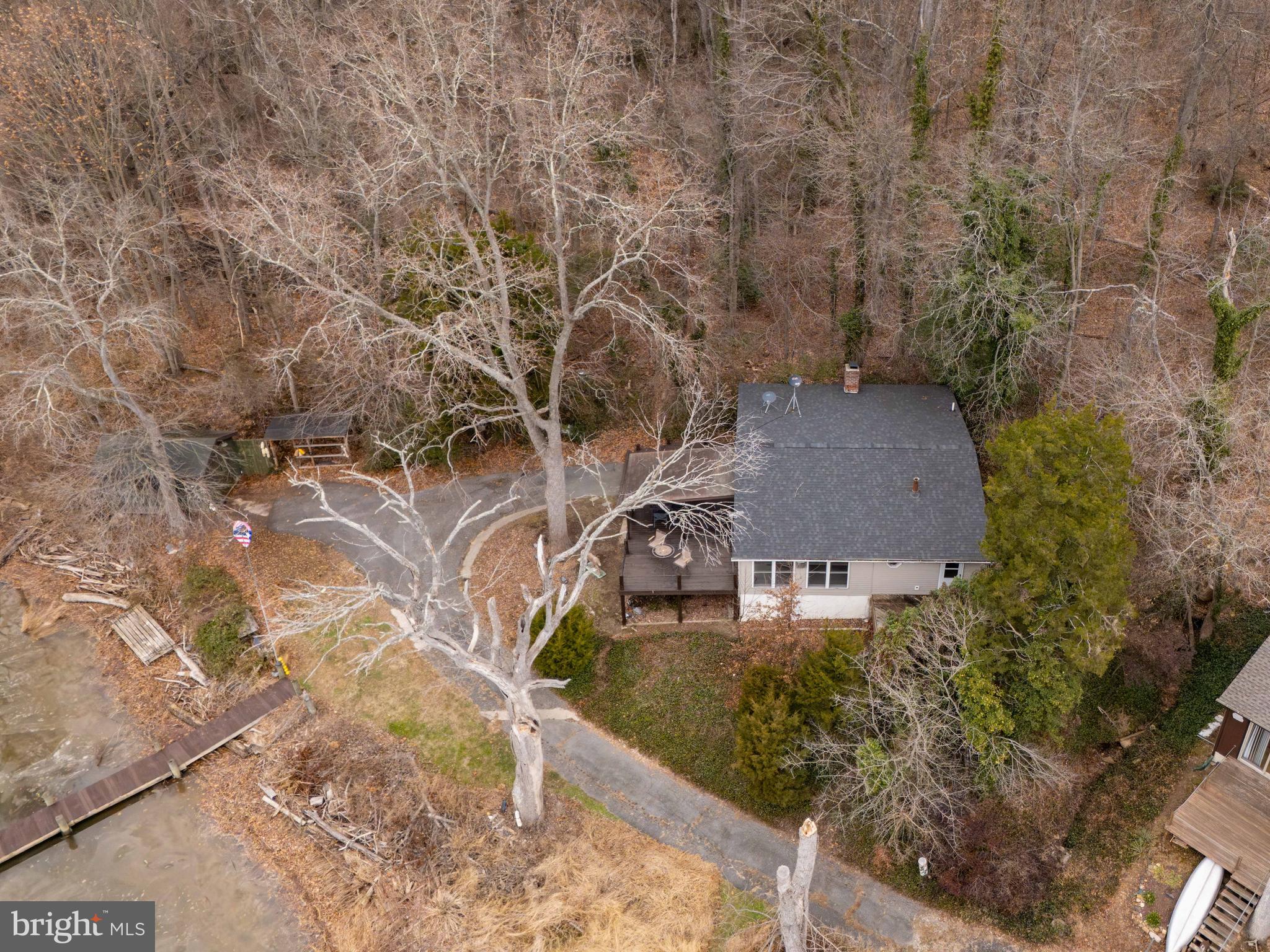 LEWIS SHORE - Residential