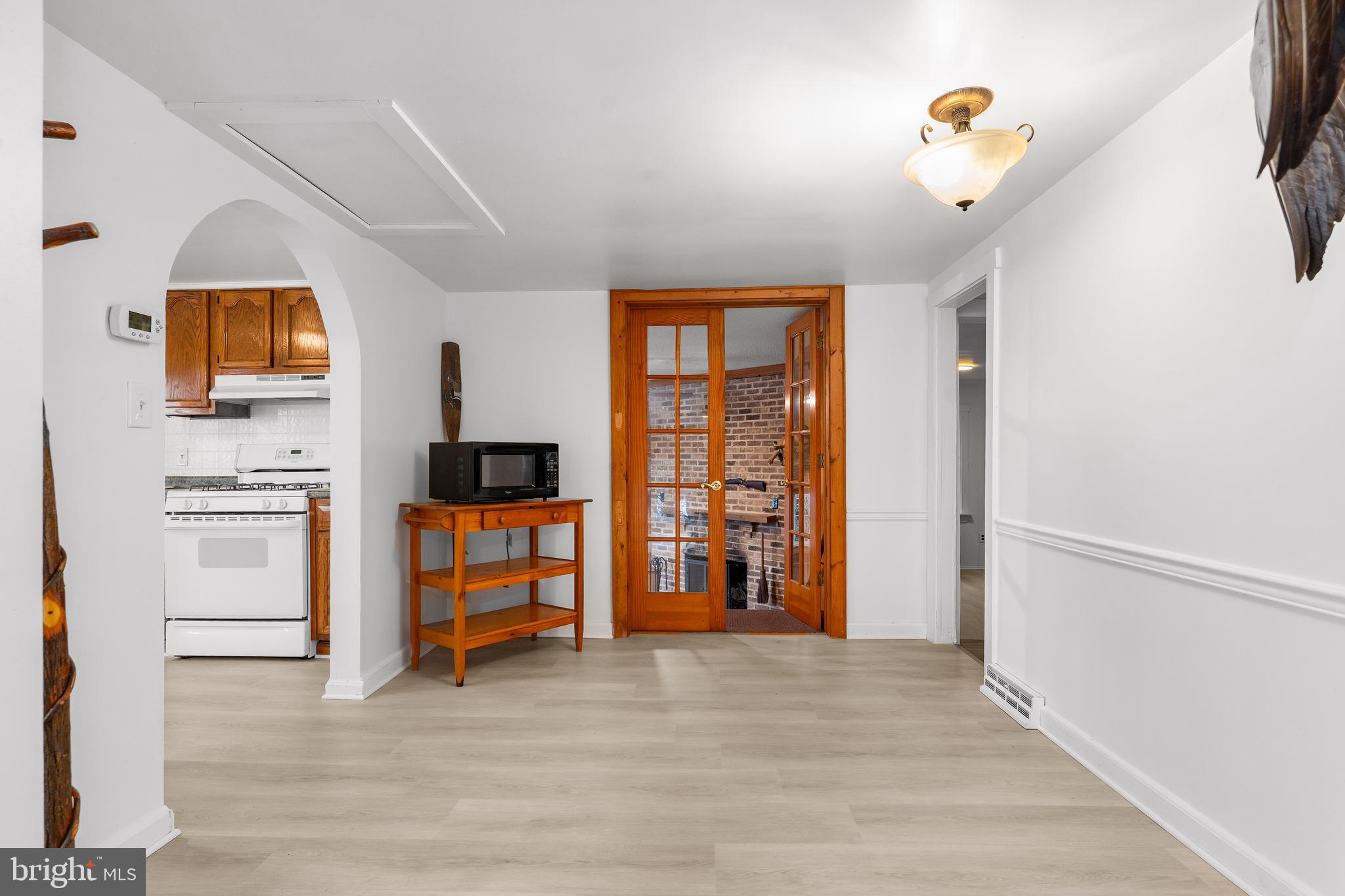 LEWIS SHORE - Residential