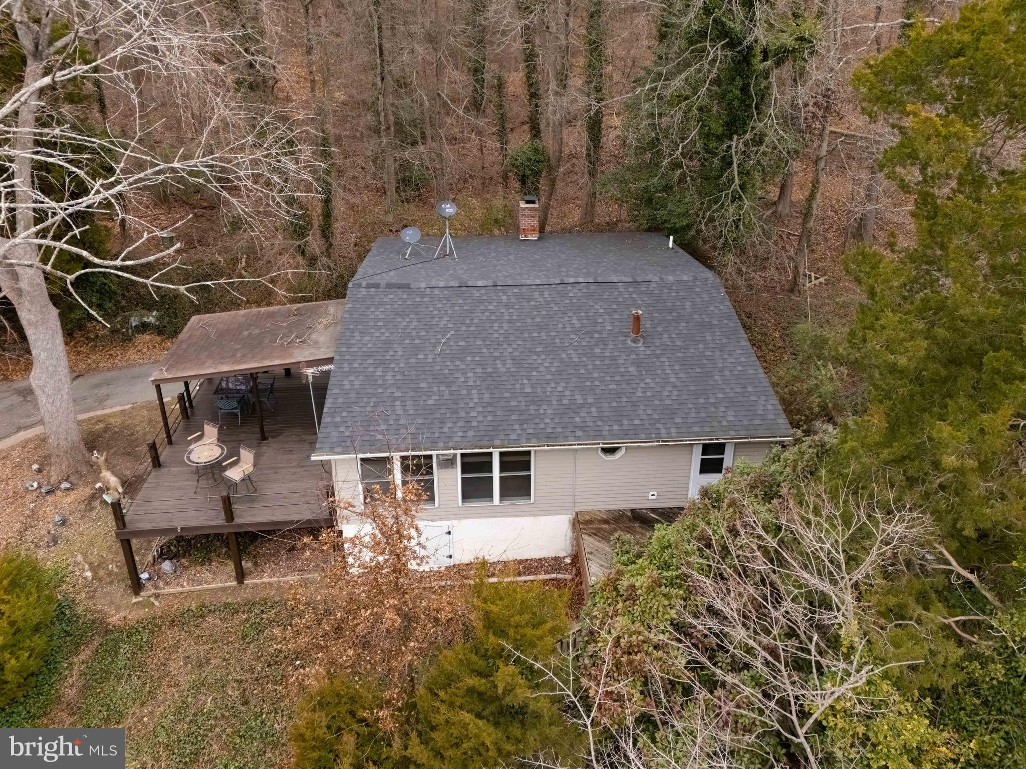 LEWIS SHORE - Residential