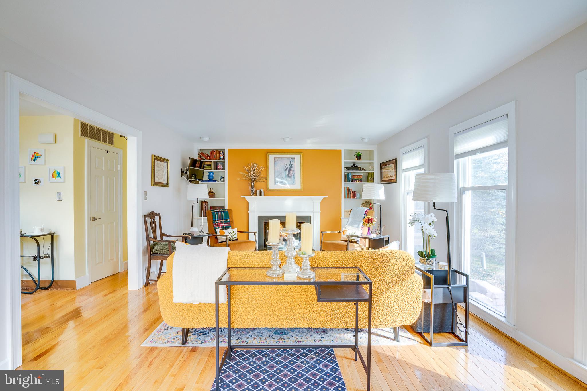 RESTON - Residential