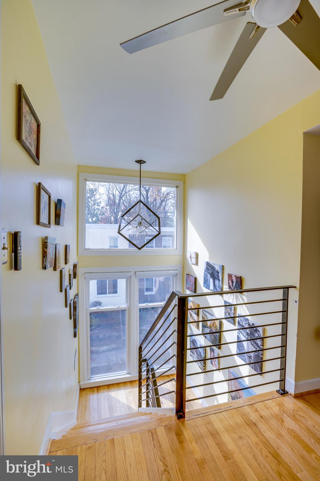 RESTON - Residential