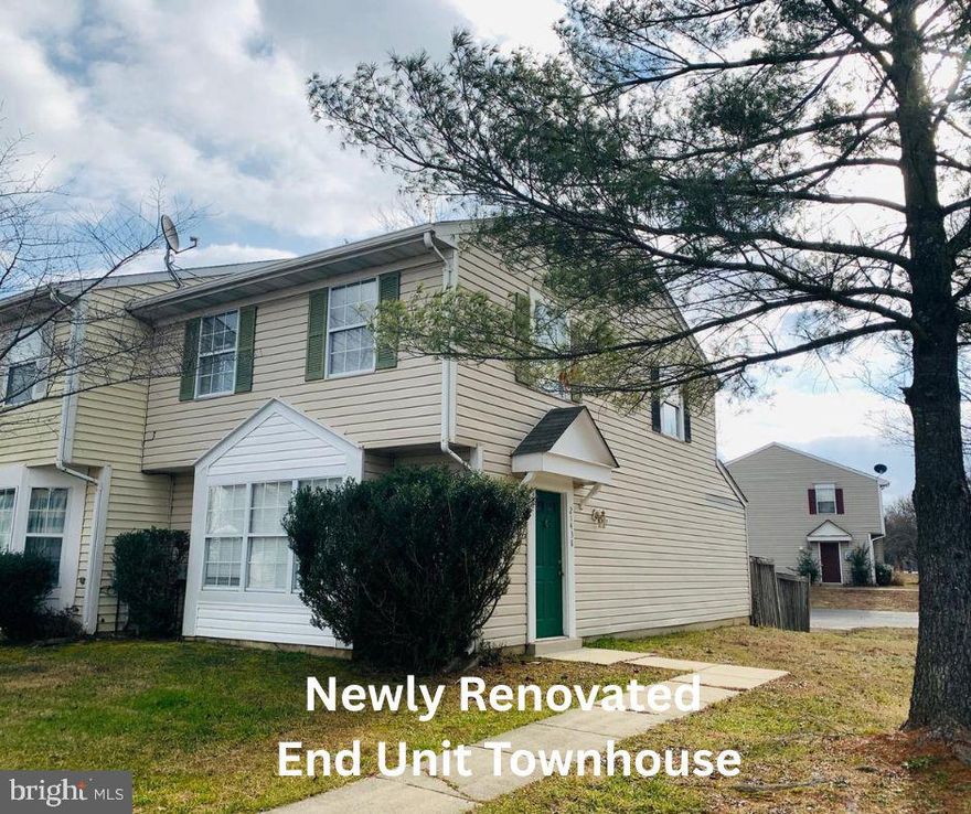 Welcome to 21438 Manon Way!
 This beautifully updated end-unit townhouse offers comfort, style, and convenience—all in one! Featuring 3 spacious bedrooms and 1.5 renovated bathrooms, this home is move-in ready with fresh paint throughout, brand new kitchen appliances, and stylish new LVP flooring that enhances every room.
The layout is bright and functional, perfect for everyday living or entertaining. Enjoy the privacy of being an end unit with additional outdoor space. Located just minutes from Patuxent River Naval Air Station, shopping, dining, and schools, this is the perfect home for work and play—new washer and dryer included.
Don’t miss this opportunity—schedule your tour today! RentSpree Online application: https://apply.link/fXmSL6g