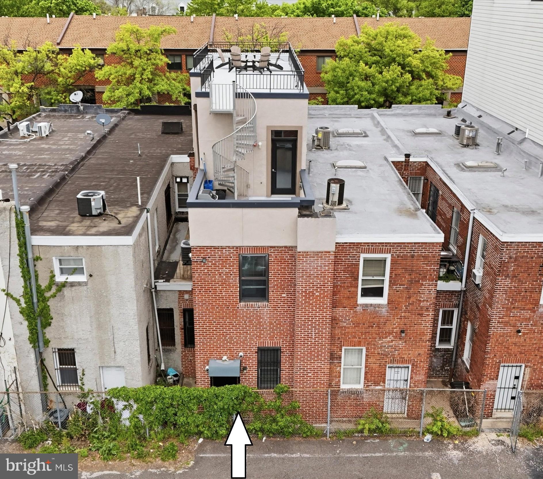 HAWTHORNE - Commercial Sale