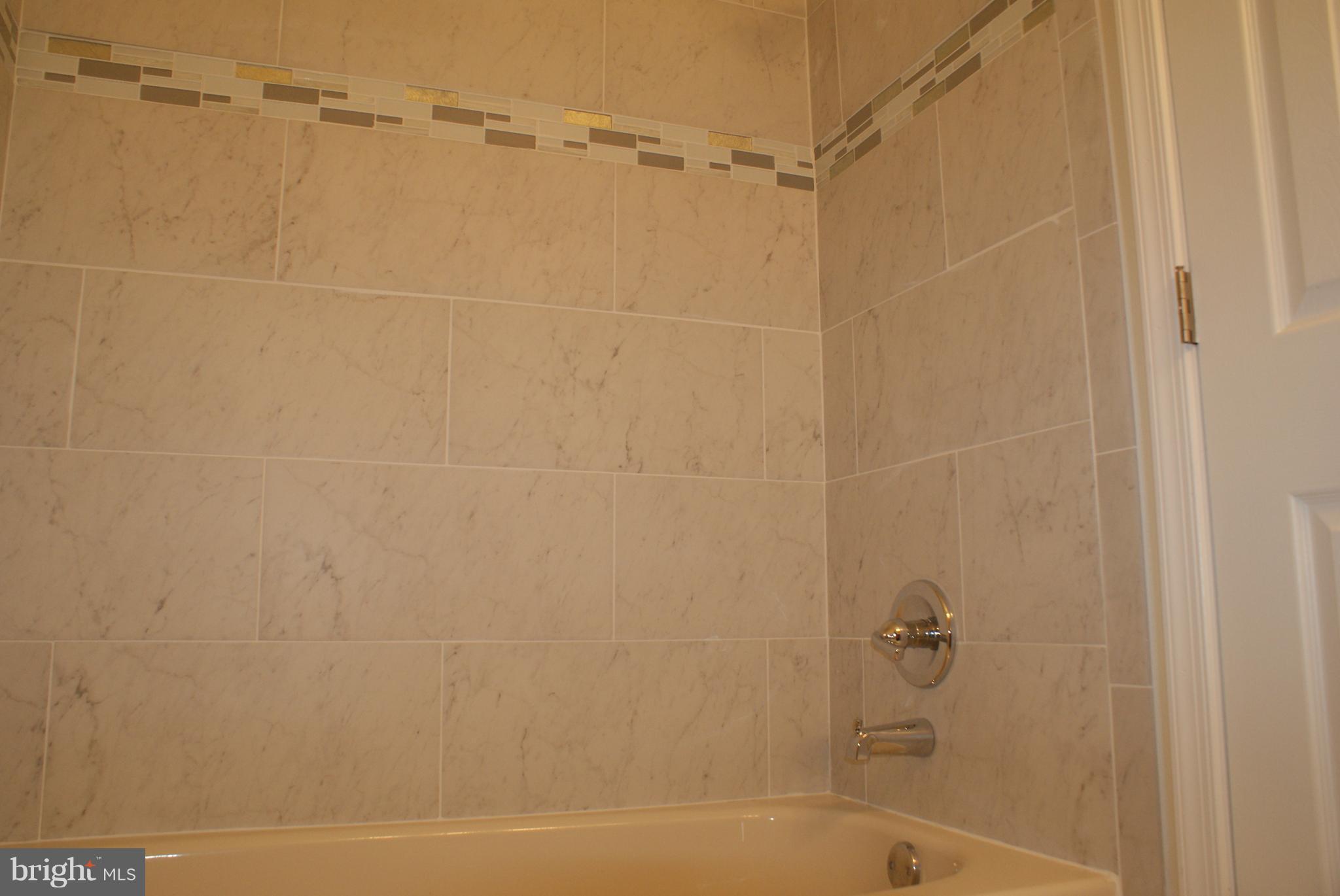 VALLEY STREAM ESTATES - Residential