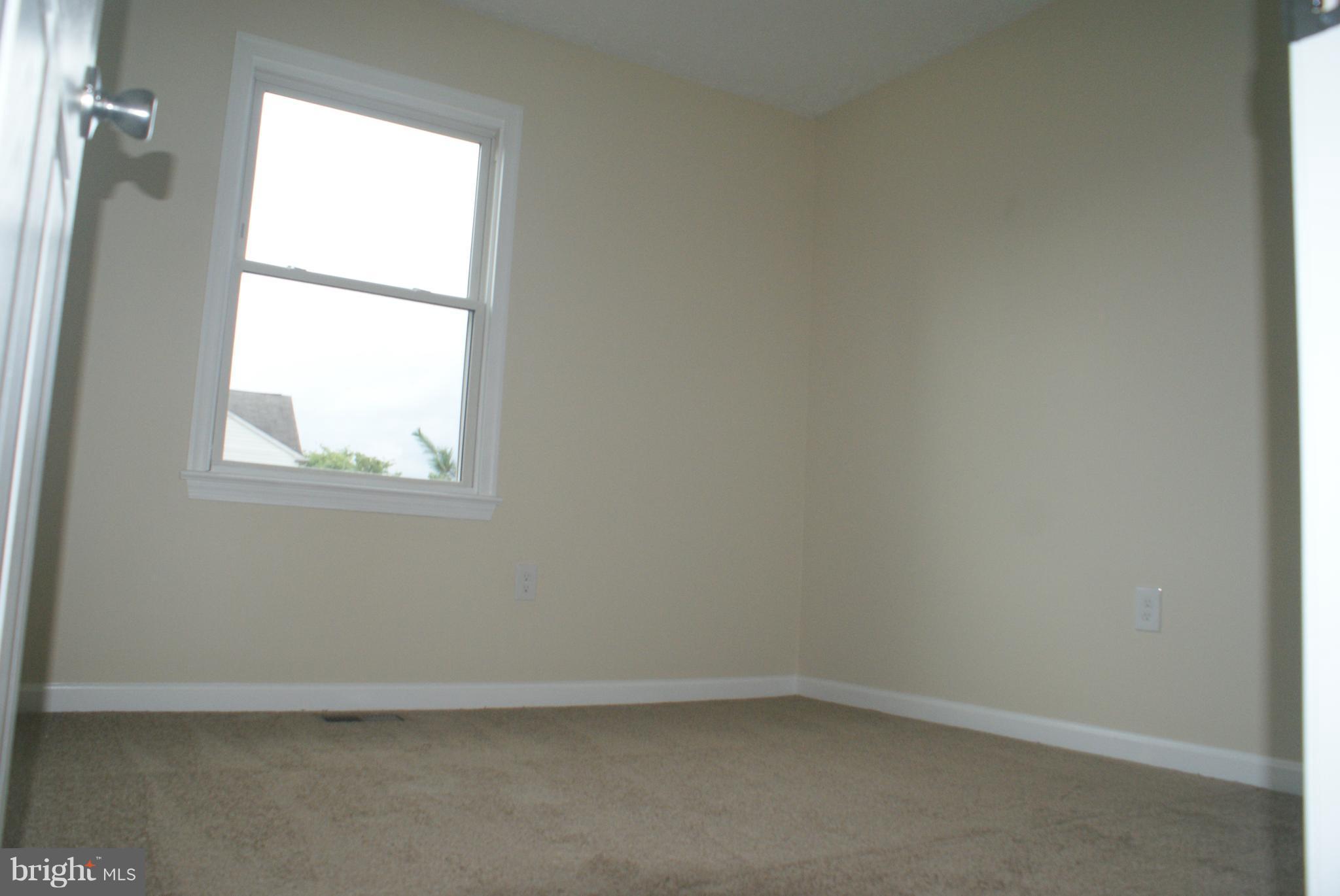 VALLEY STREAM ESTATES - Residential