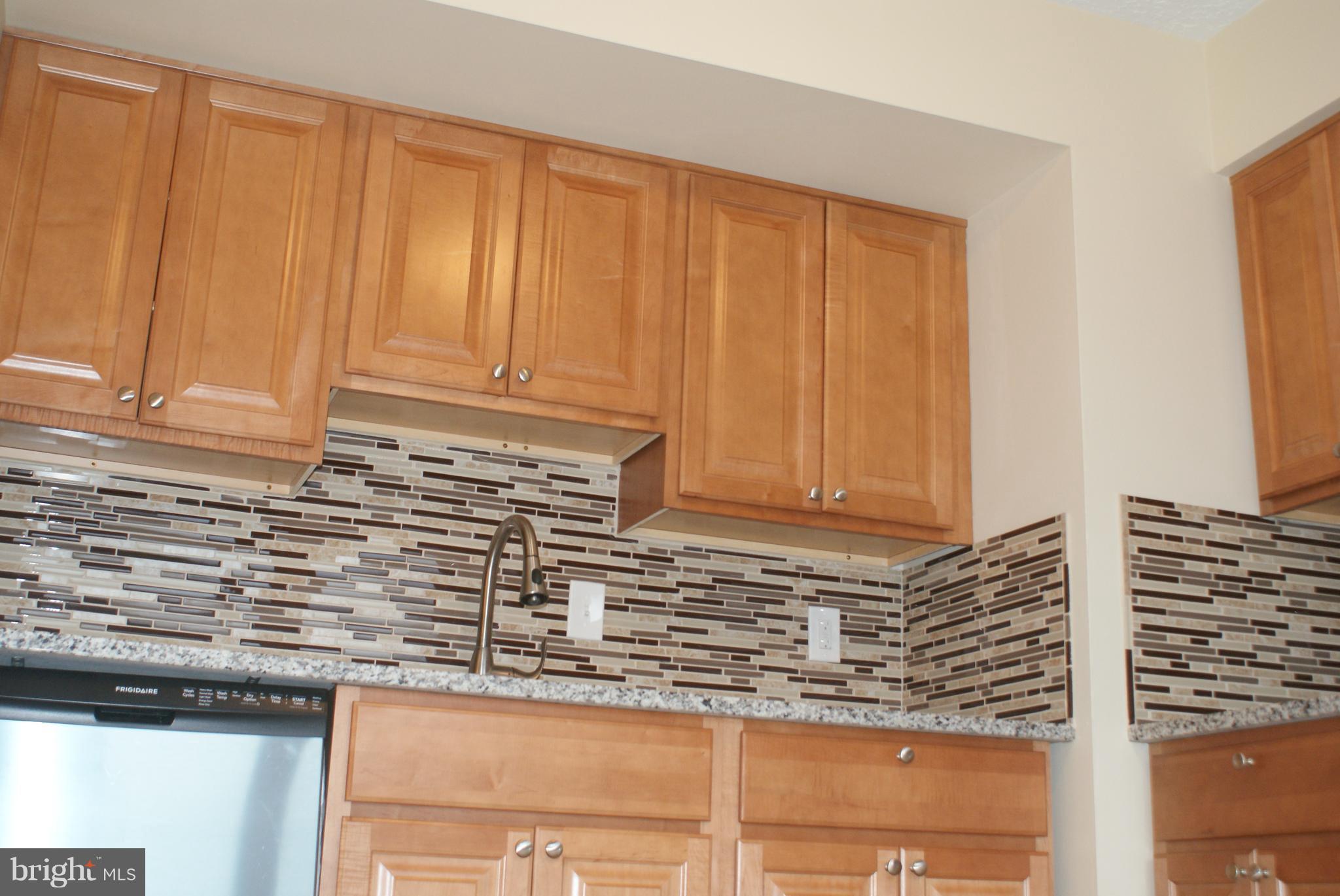 VALLEY STREAM ESTATES - Residential