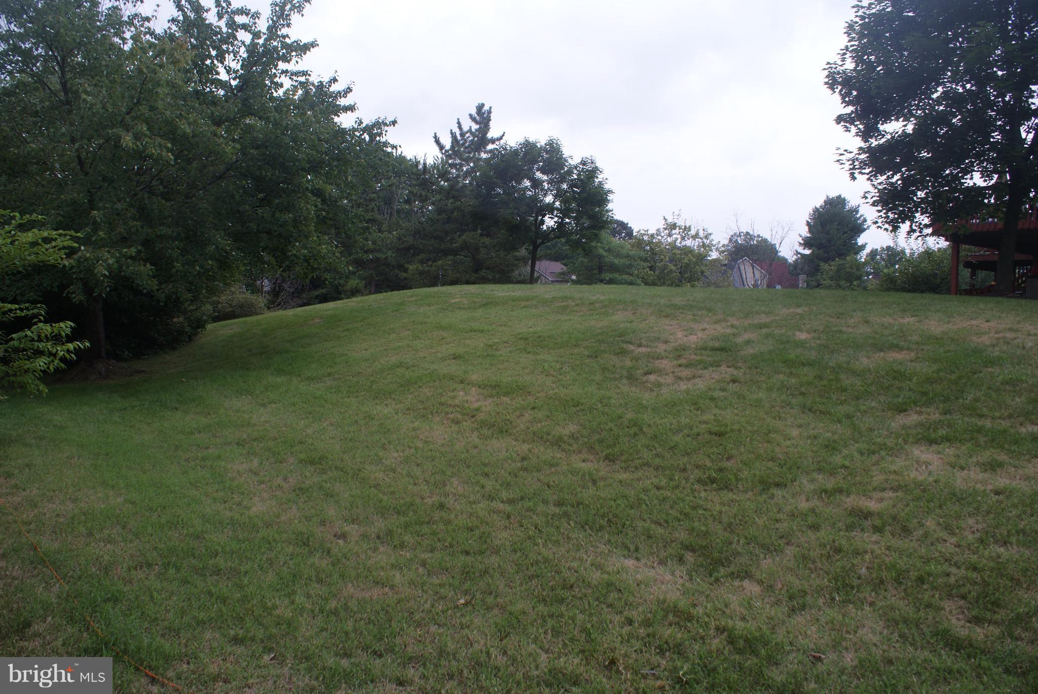 VALLEY STREAM ESTATES - Residential