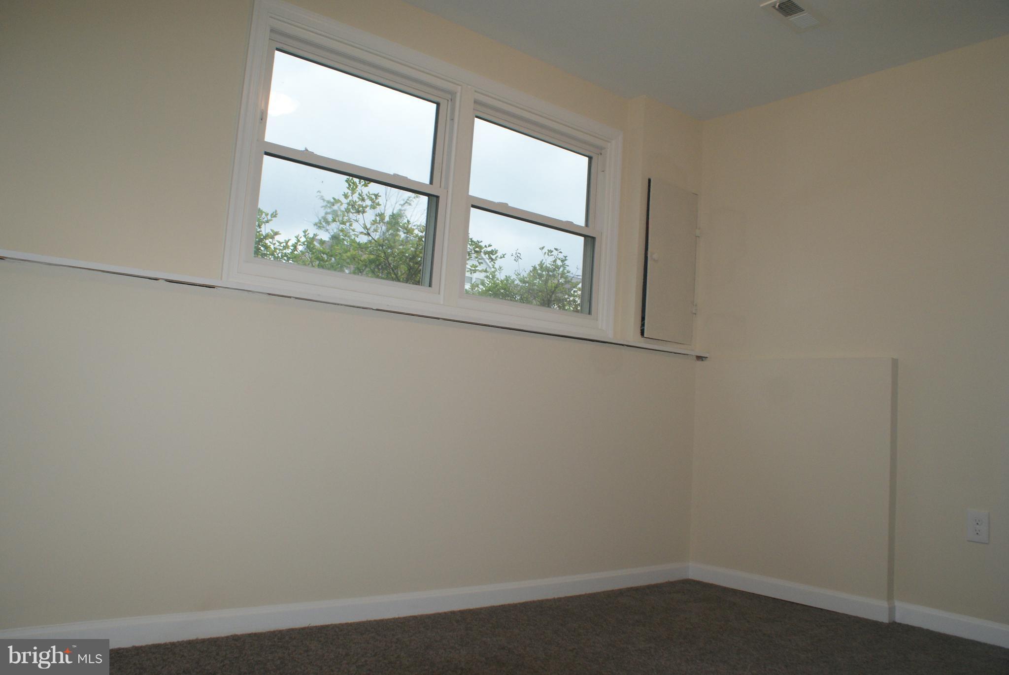 VALLEY STREAM ESTATES - Residential