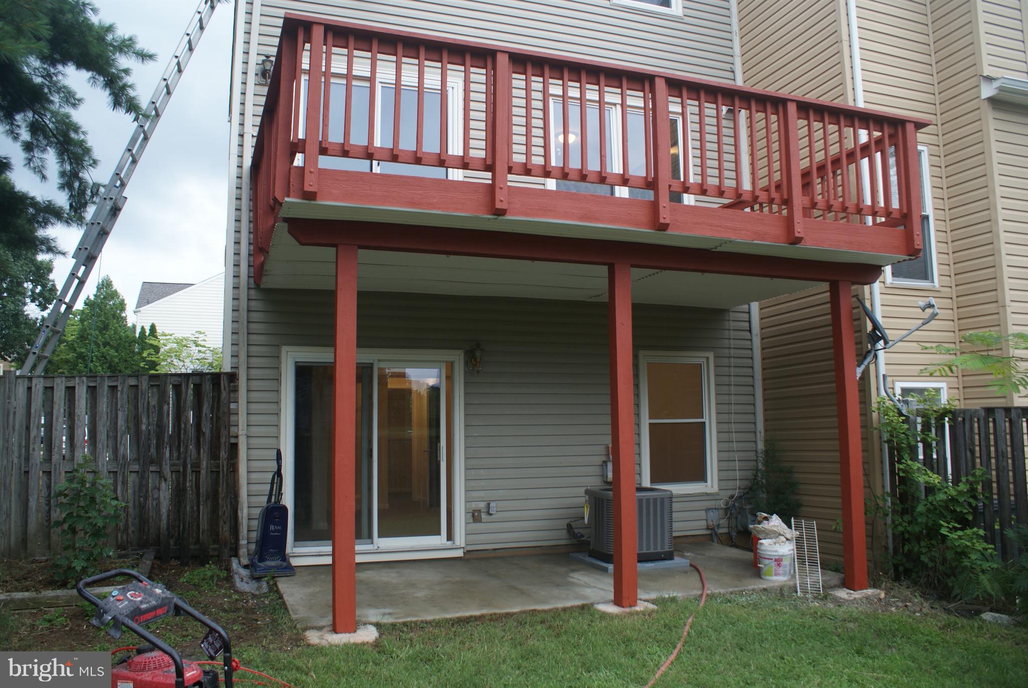 VALLEY STREAM ESTATES - Residential