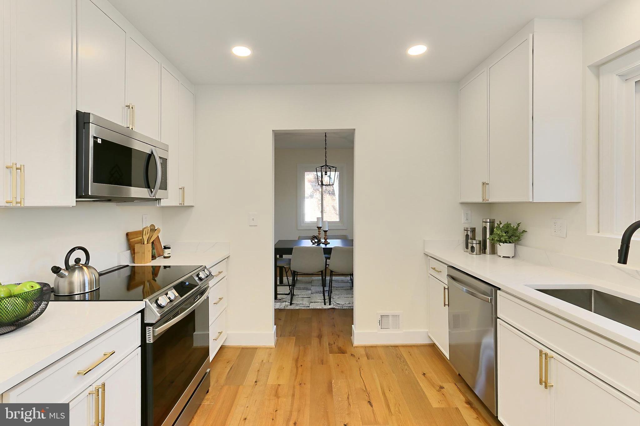 GLENCARLYN - Residential