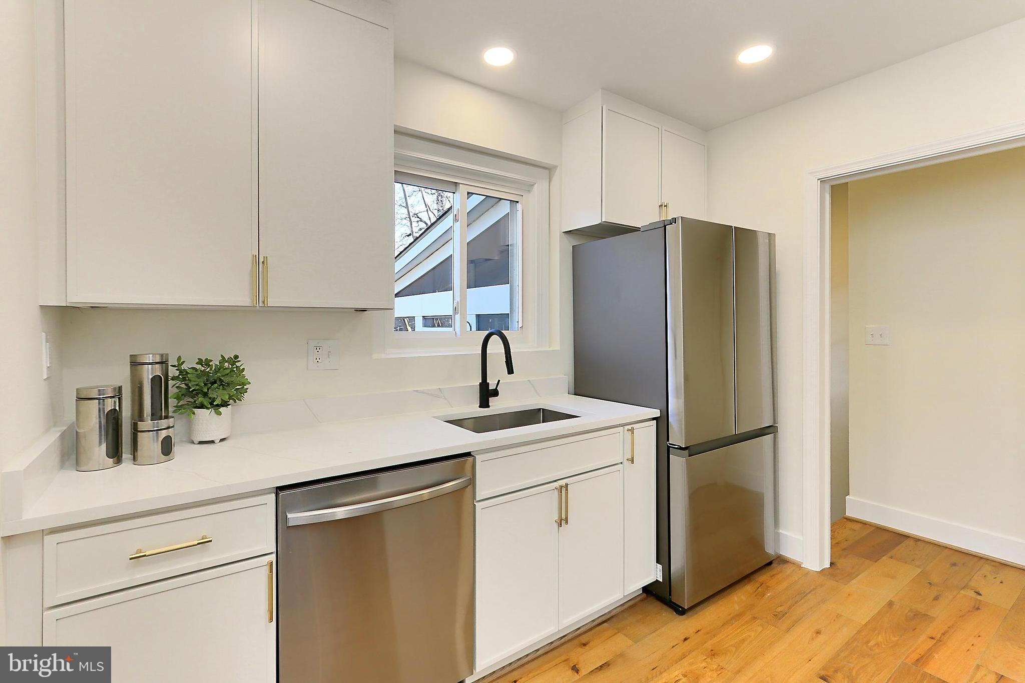 GLENCARLYN - Residential