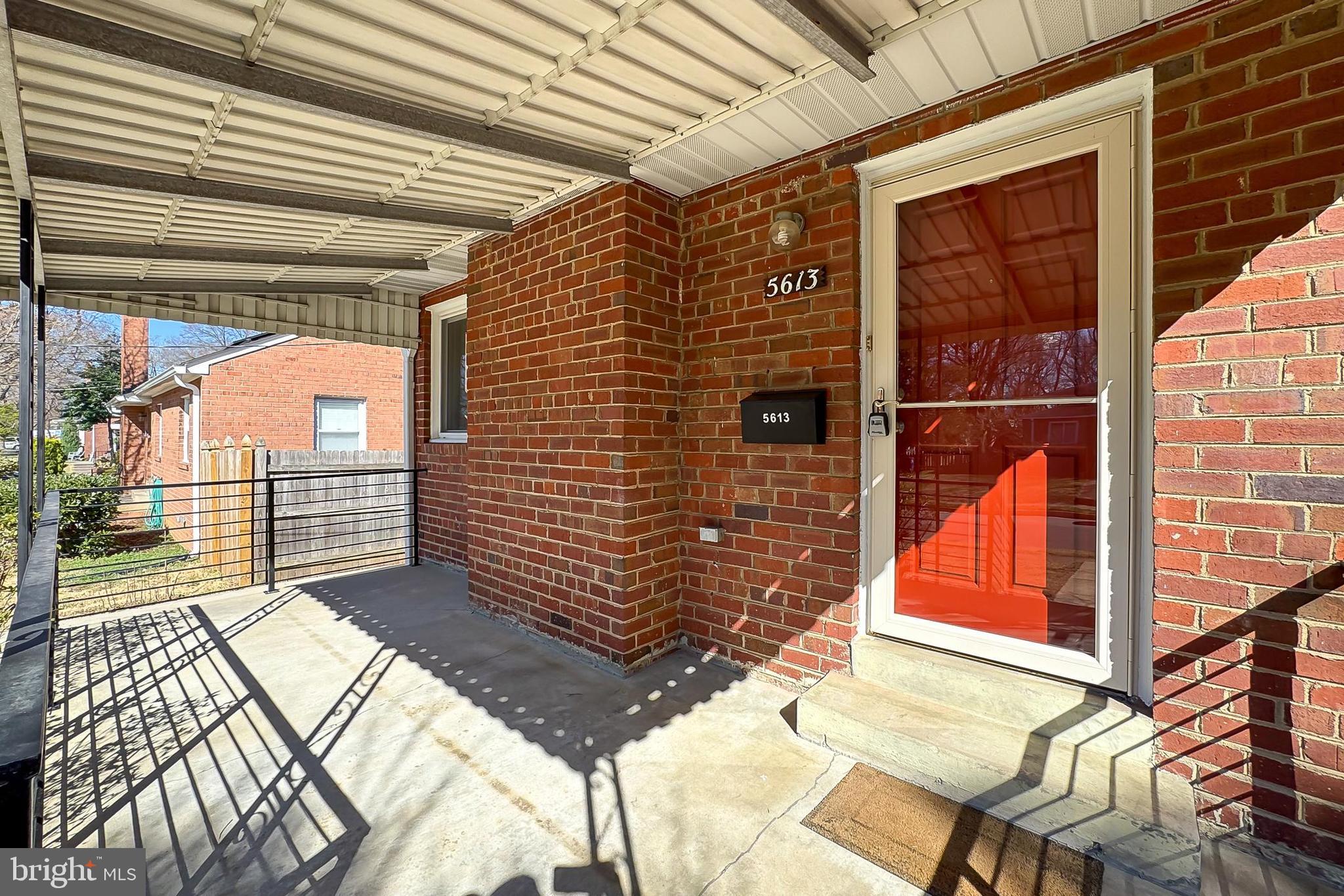 GLENCARLYN - Residential