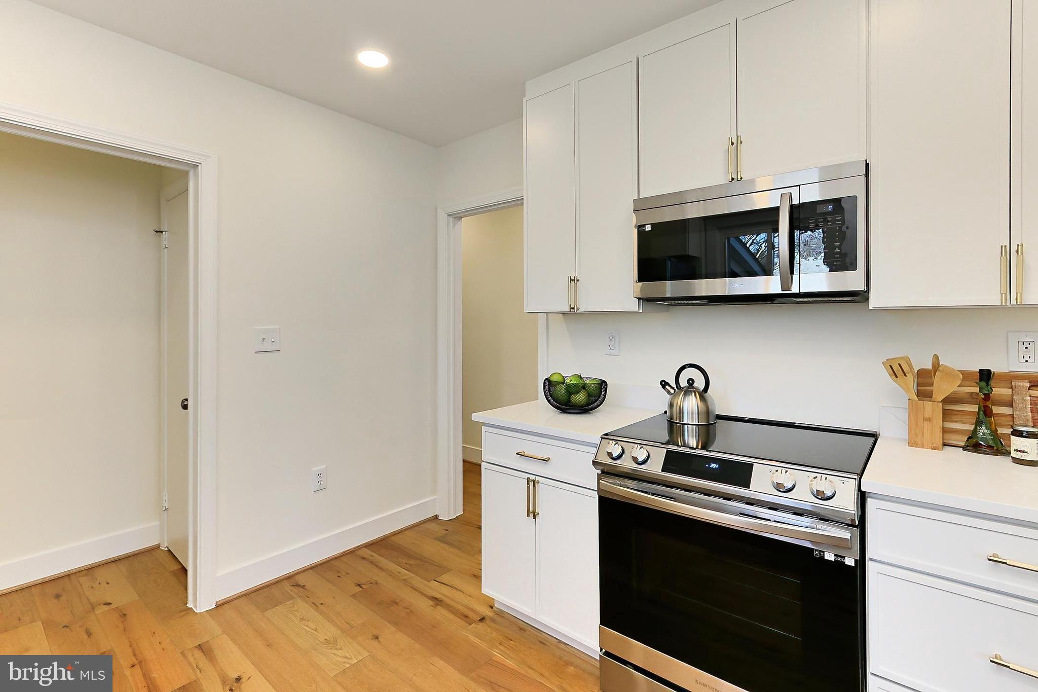 GLENCARLYN - Residential