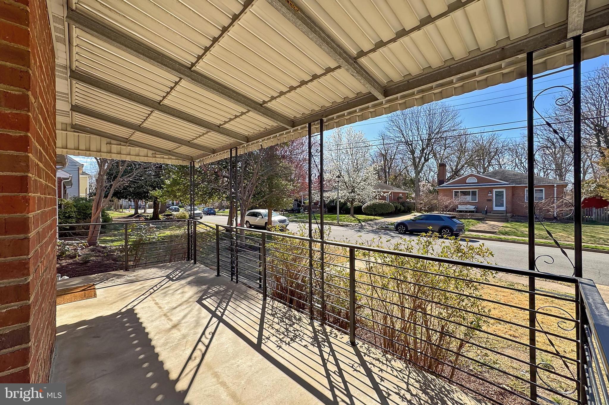 GLENCARLYN - Residential