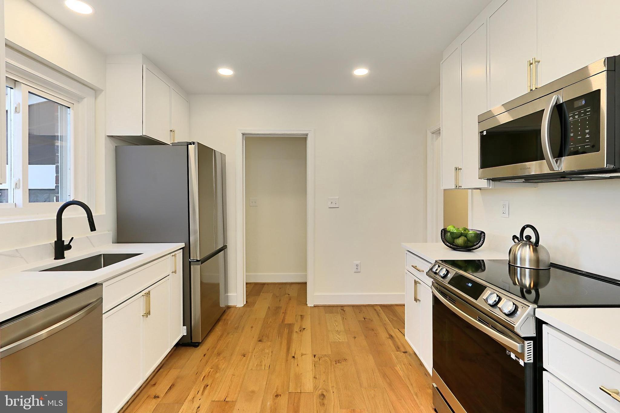 GLENCARLYN - Residential