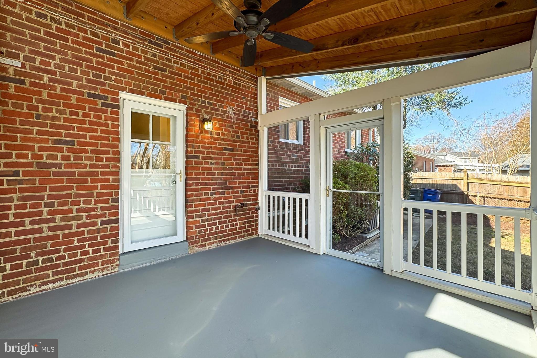 GLENCARLYN - Residential