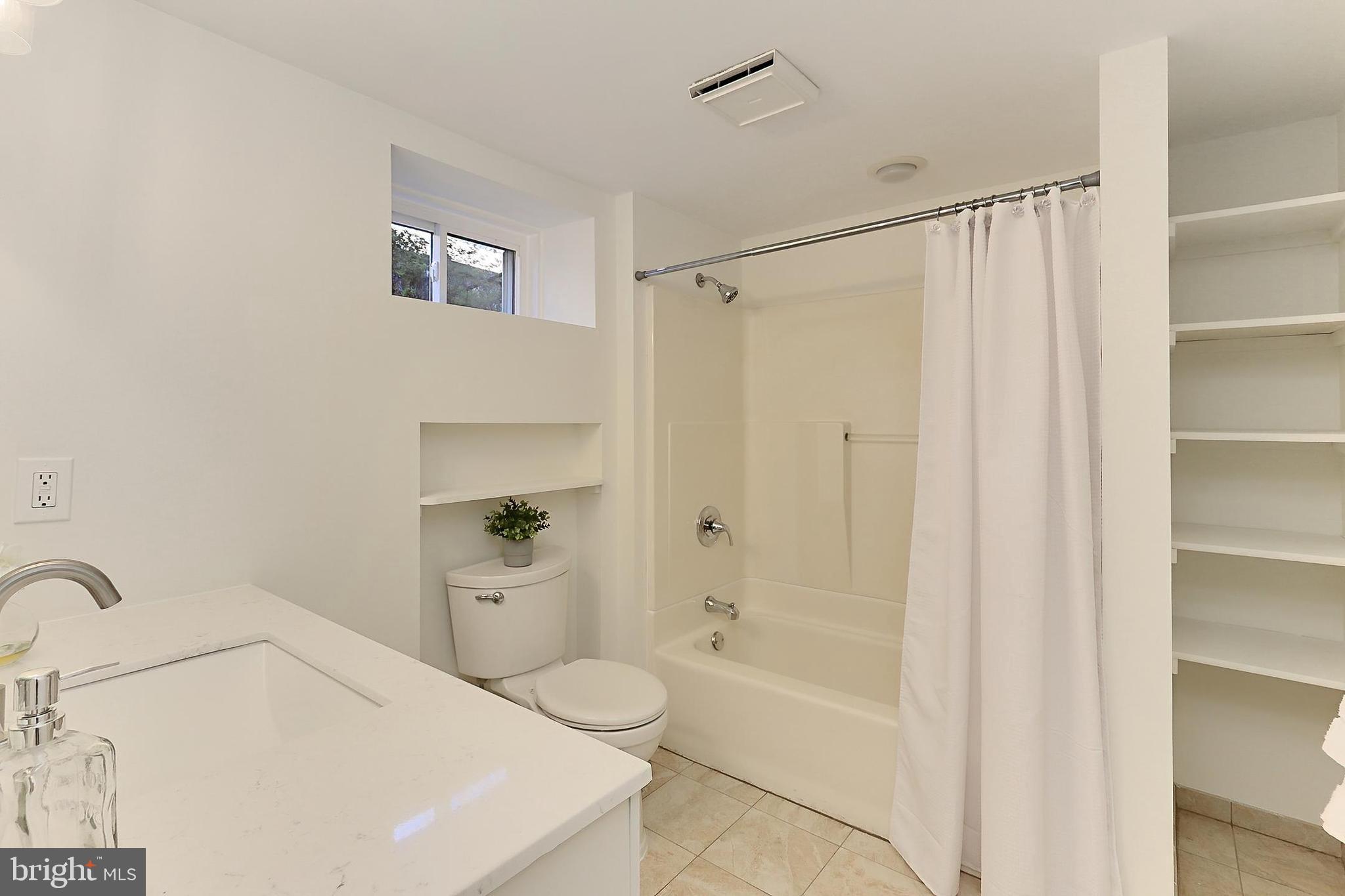 GLENCARLYN - Residential