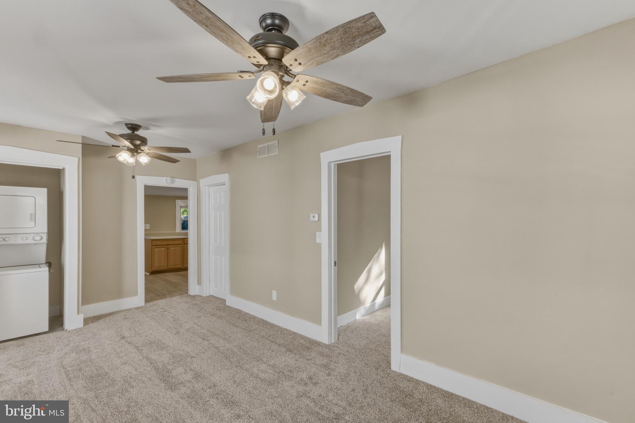 422 IRELAND AVENUE