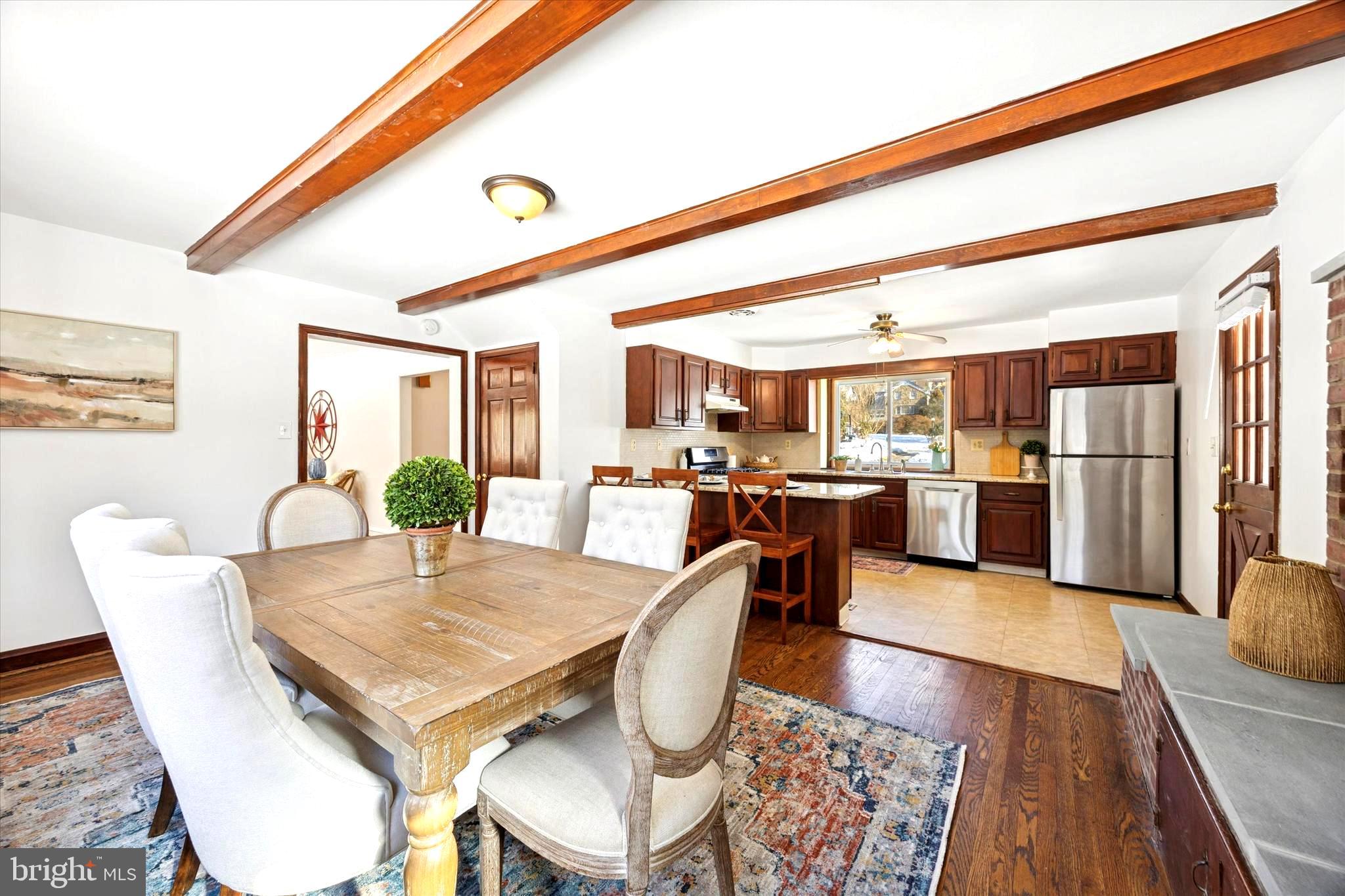 WALLINGFORD HILLS - Residential