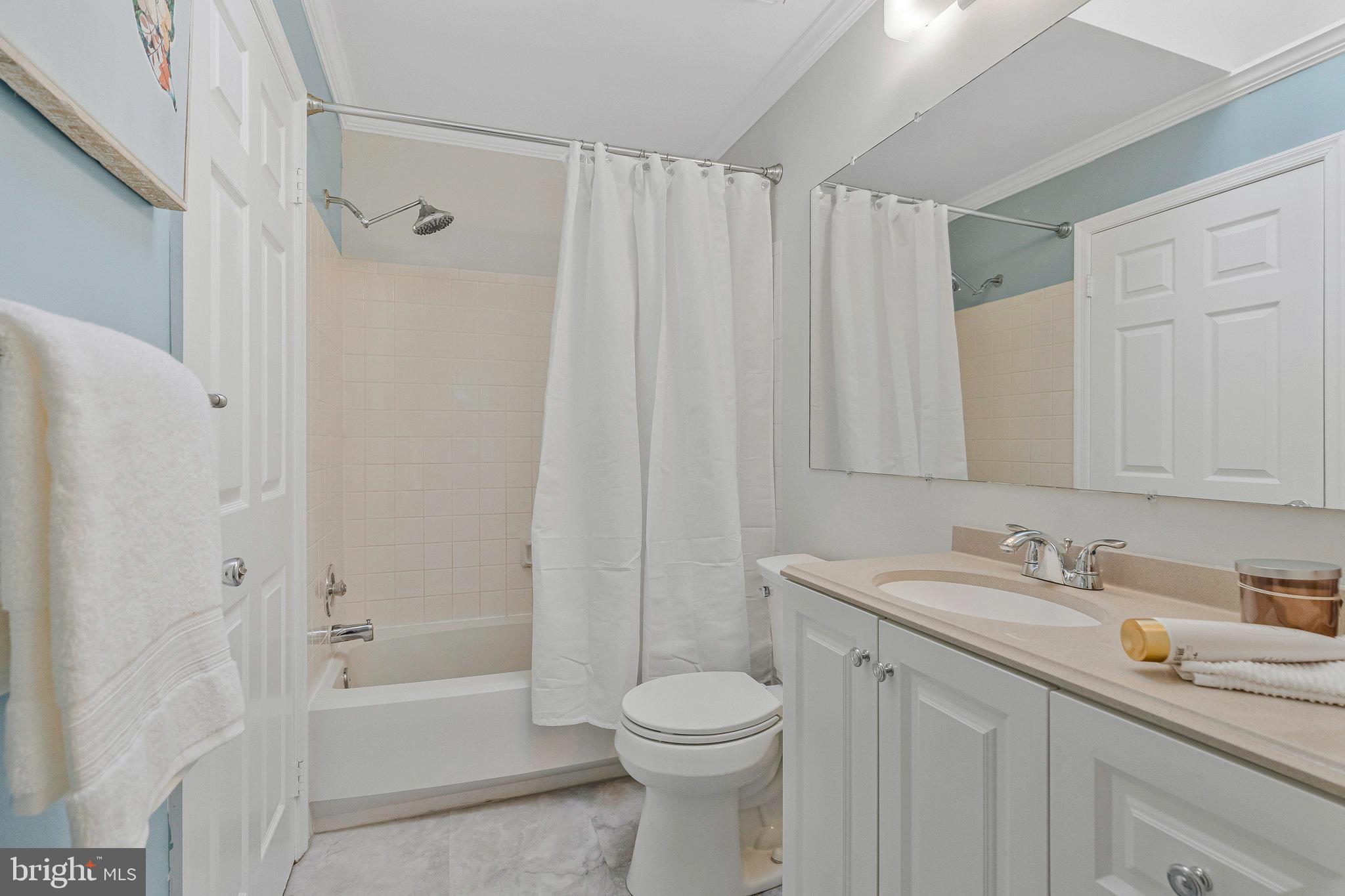 COUNTRYSIDE - Residential