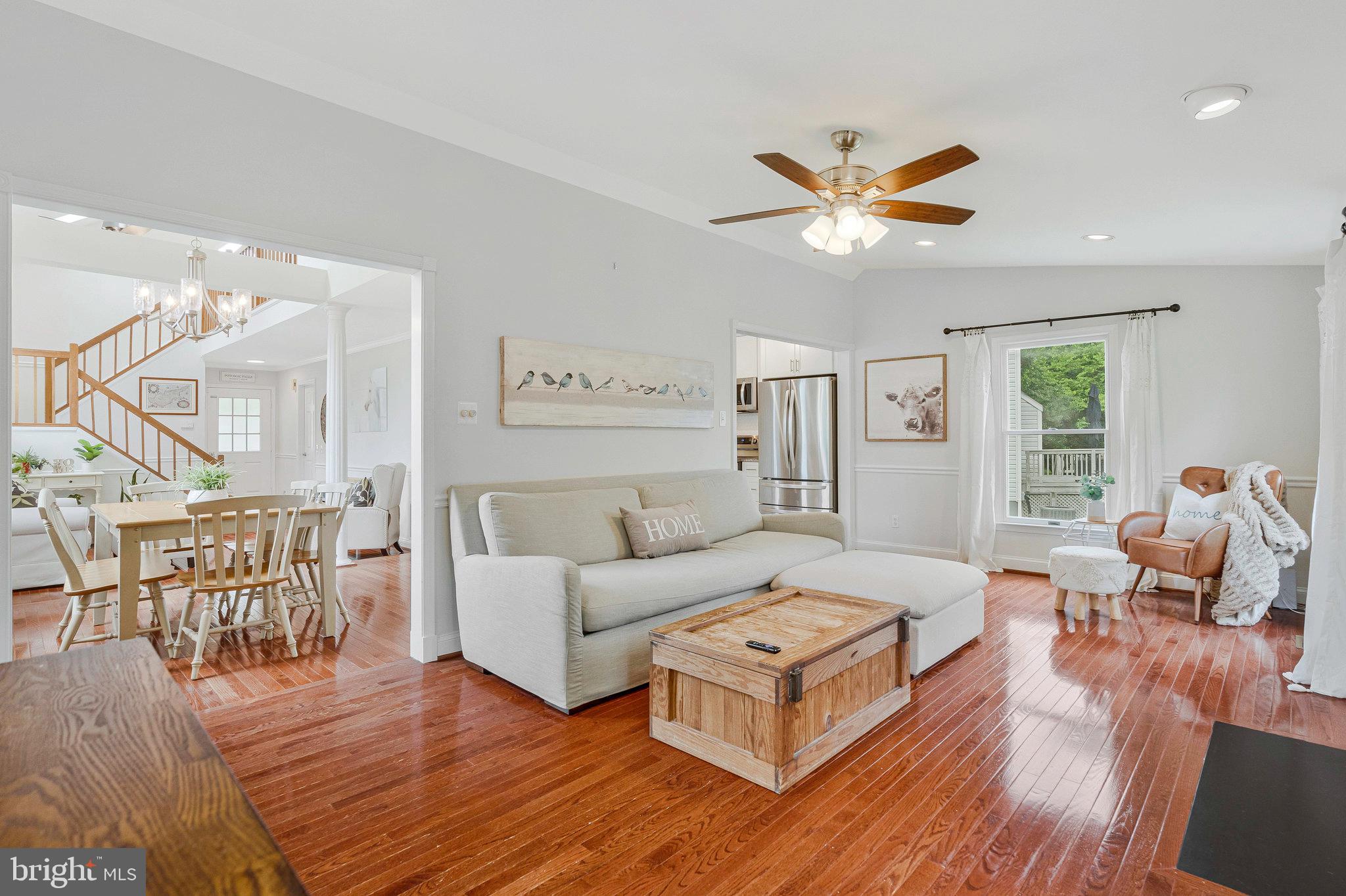 COUNTRYSIDE - Residential