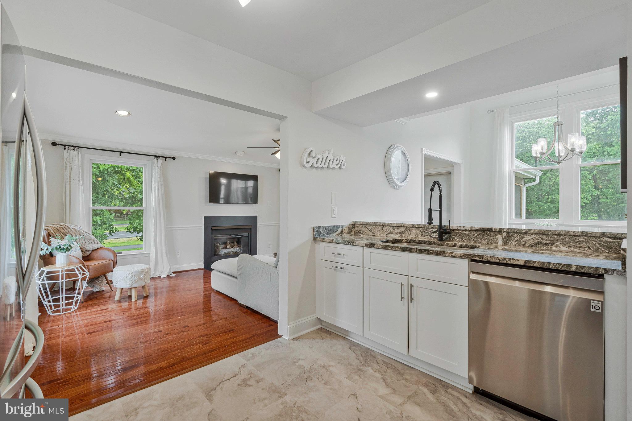 COUNTRYSIDE - Residential