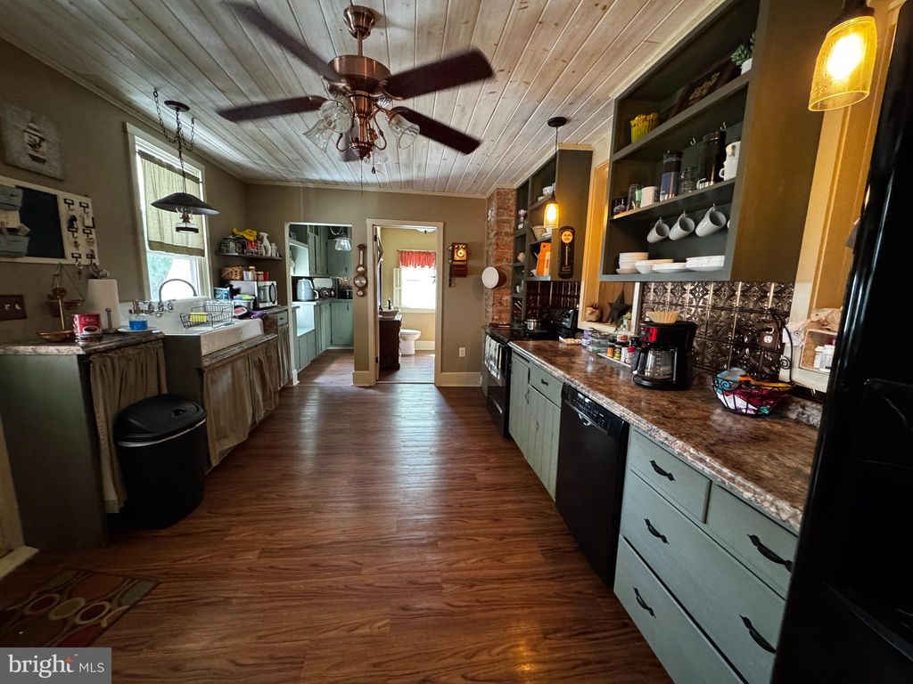 Photo of 203 York Street, HANOVER, PA 17331 (MLS # PAYK2088990)