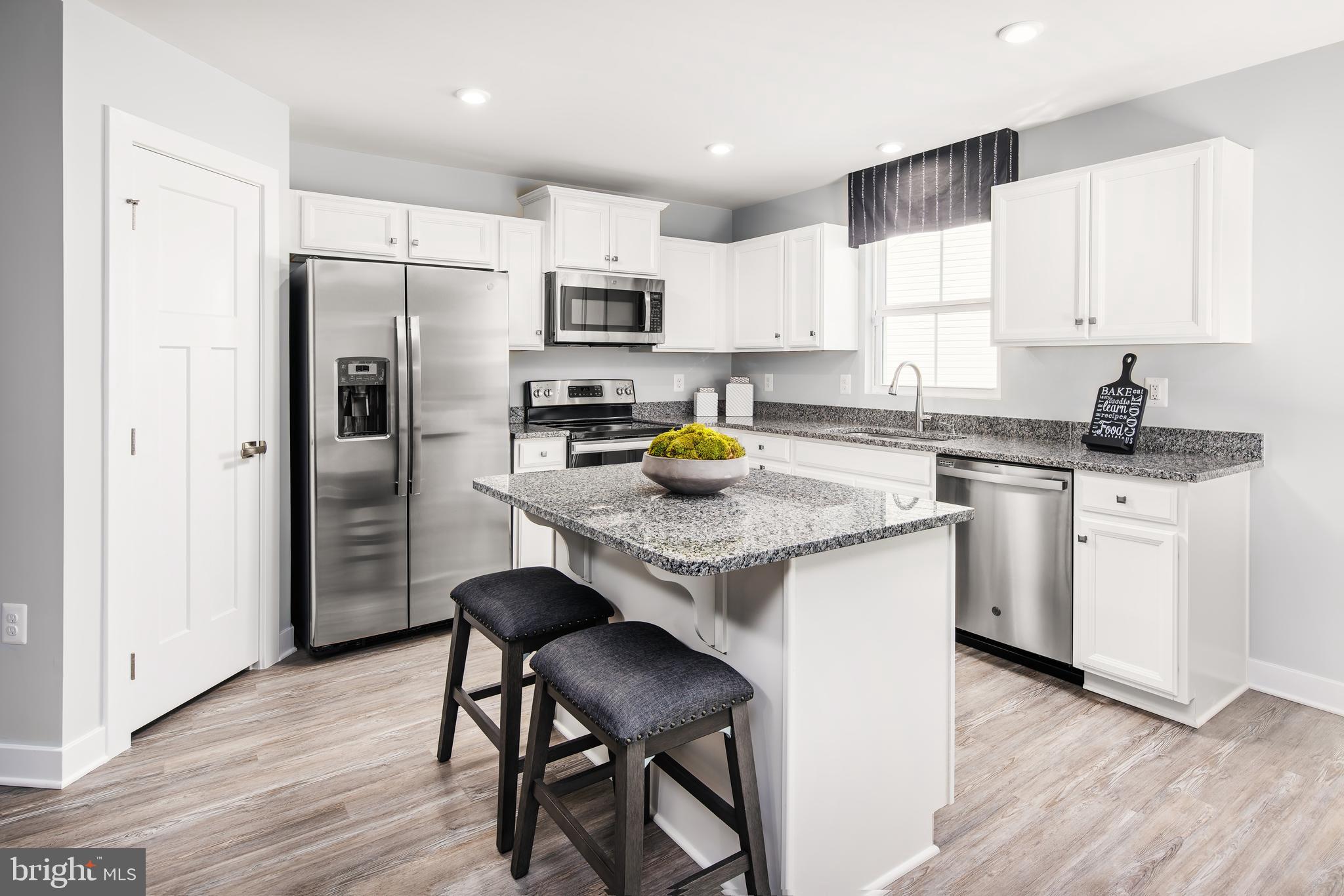 SOUTH BROOK - Residential