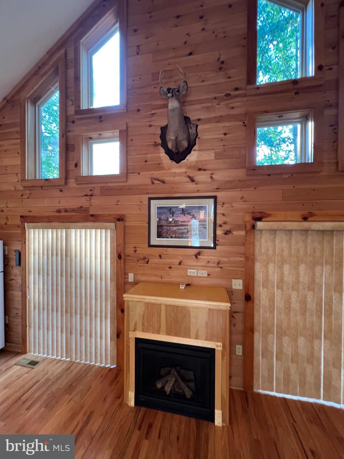 EAGLE MOUNTAIN - Residential