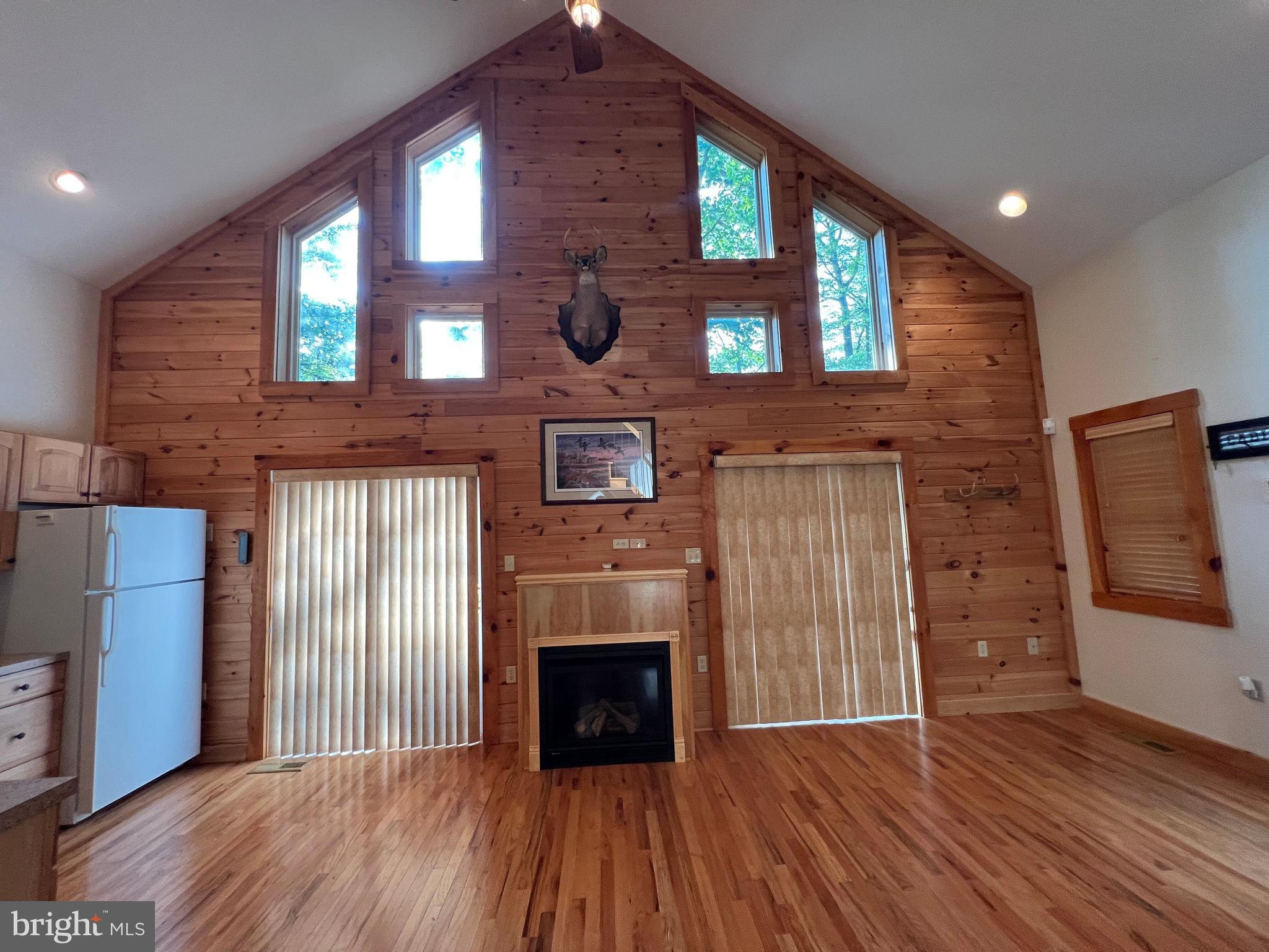 EAGLE MOUNTAIN - Residential